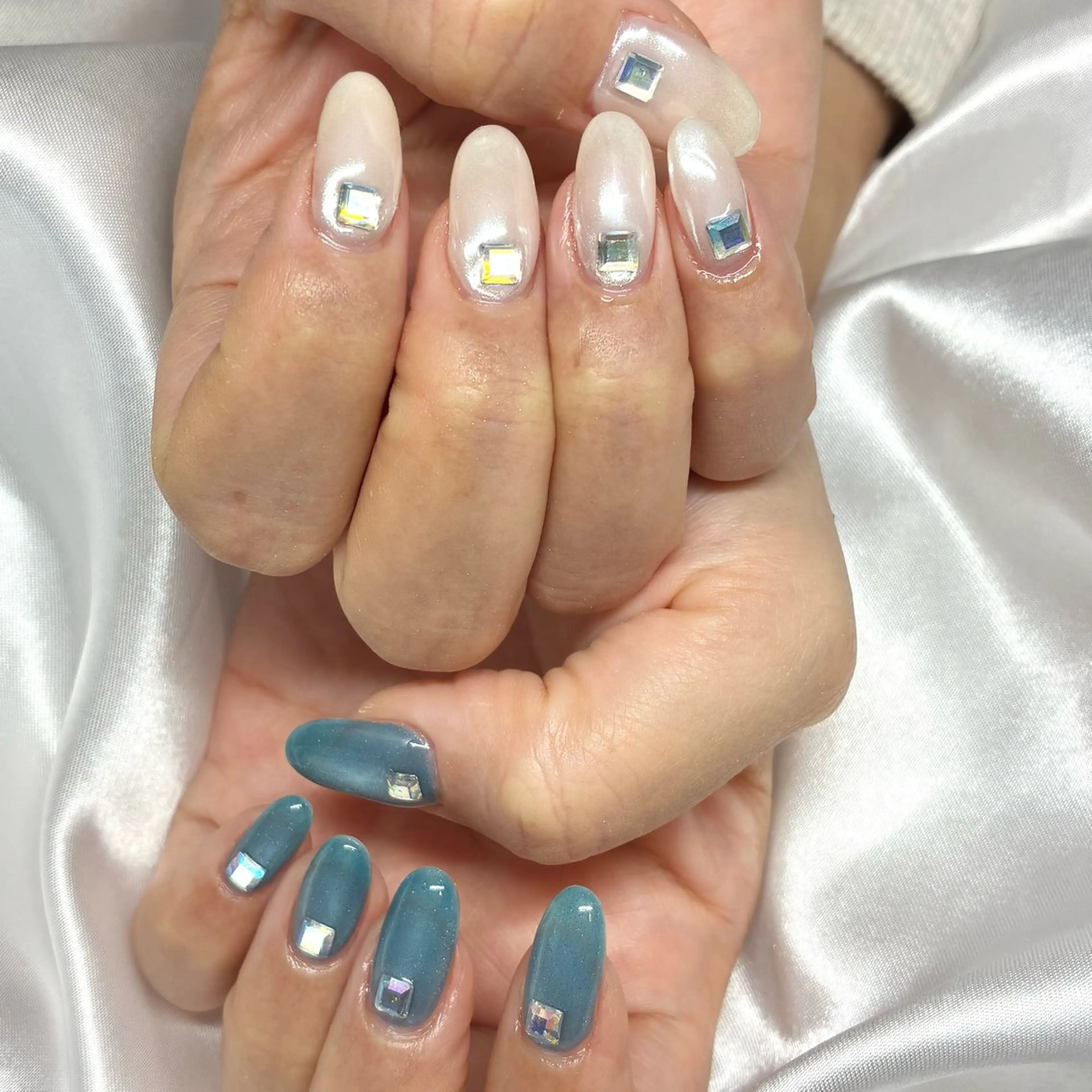 ネイル オーロラネイル ジェルネイル マグネットネイル ハンドネイル Nail ヌシん家 AKANEのネイルデザイン