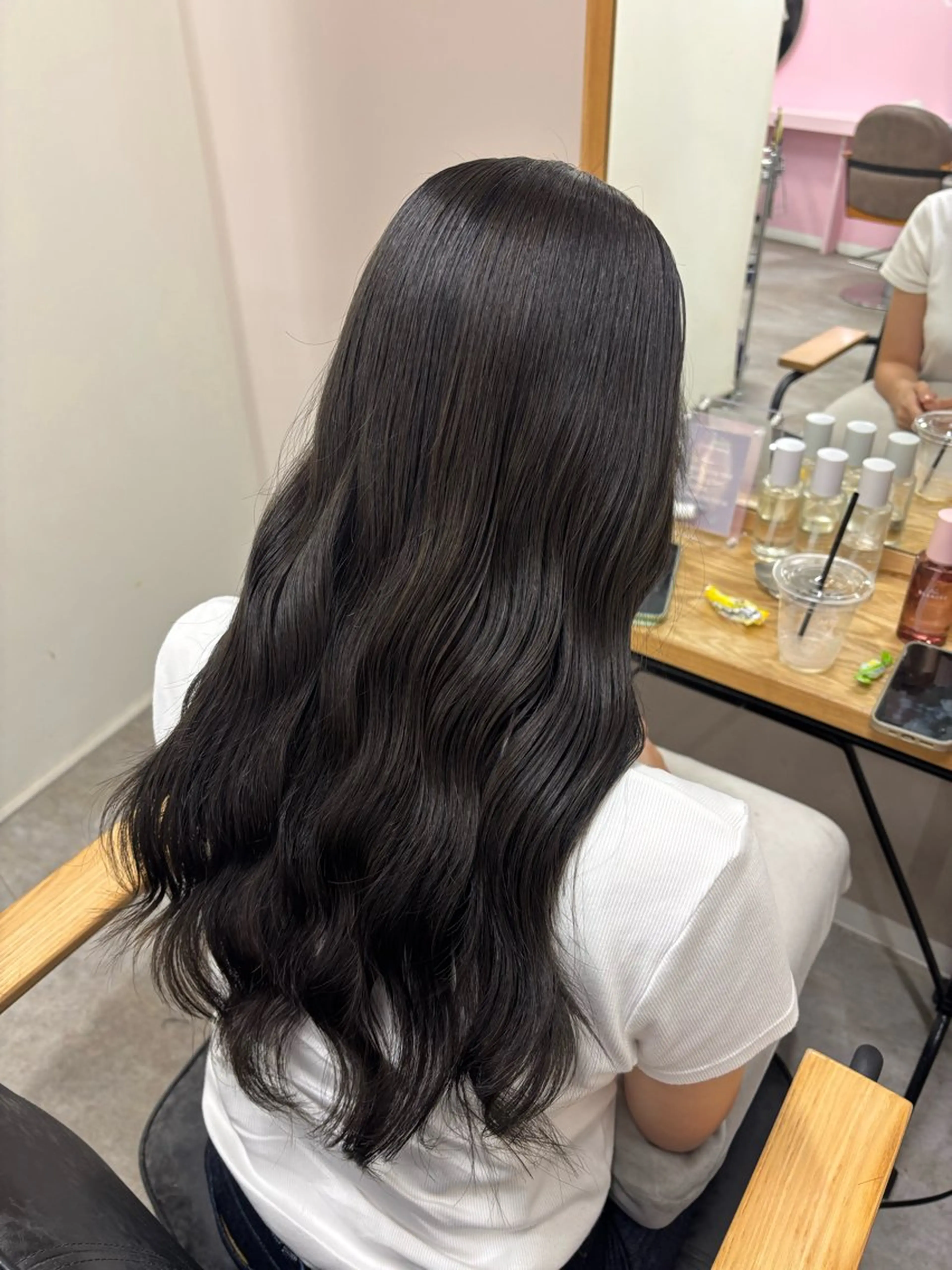 ロング カラー カット ヘアカラー トリートメント 肌に馴染む暗髪 梅田・増田のヘアスタイル