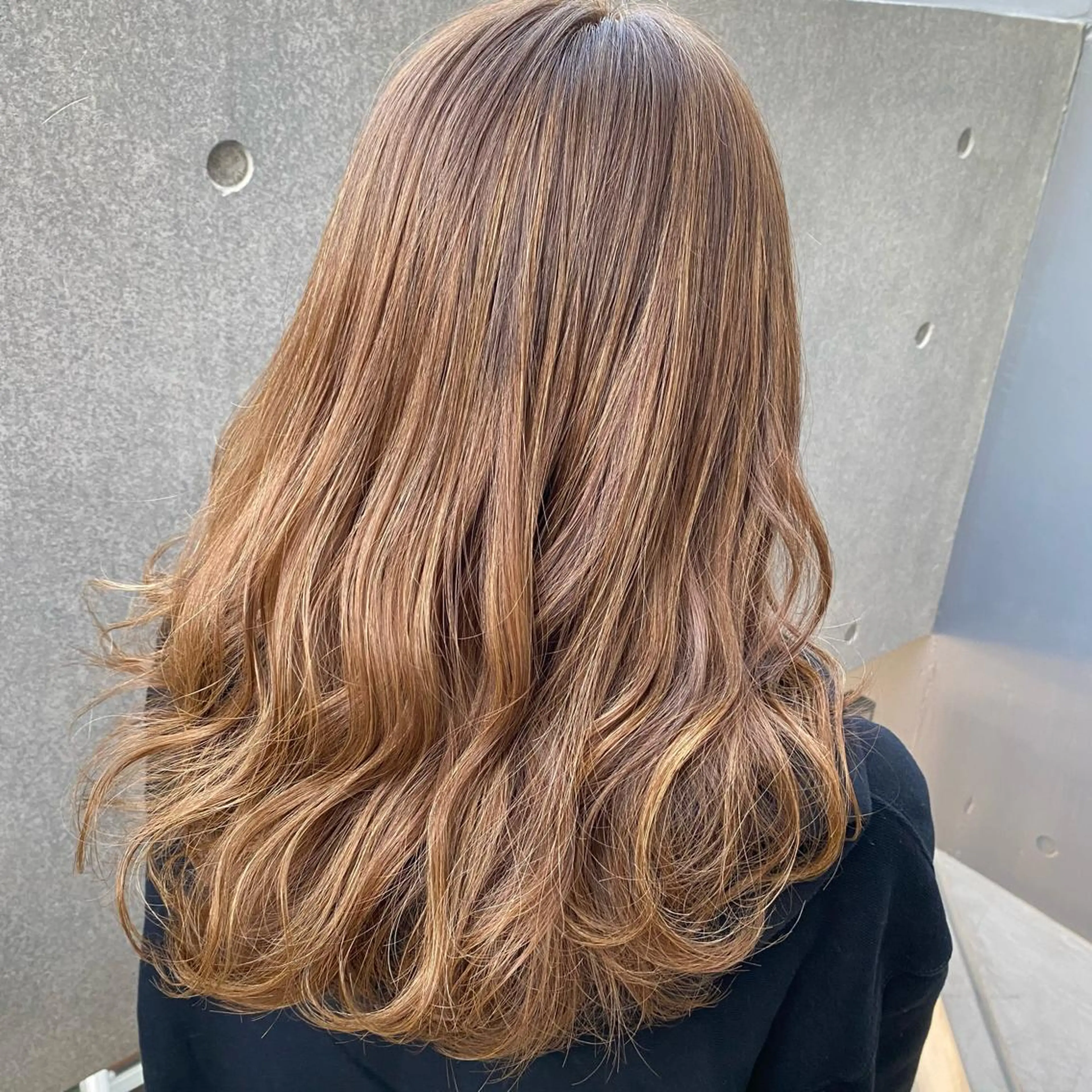 セミロング カラー MIKU🌿 ネイル&まつげパーマのマツエク・マツパデザイン