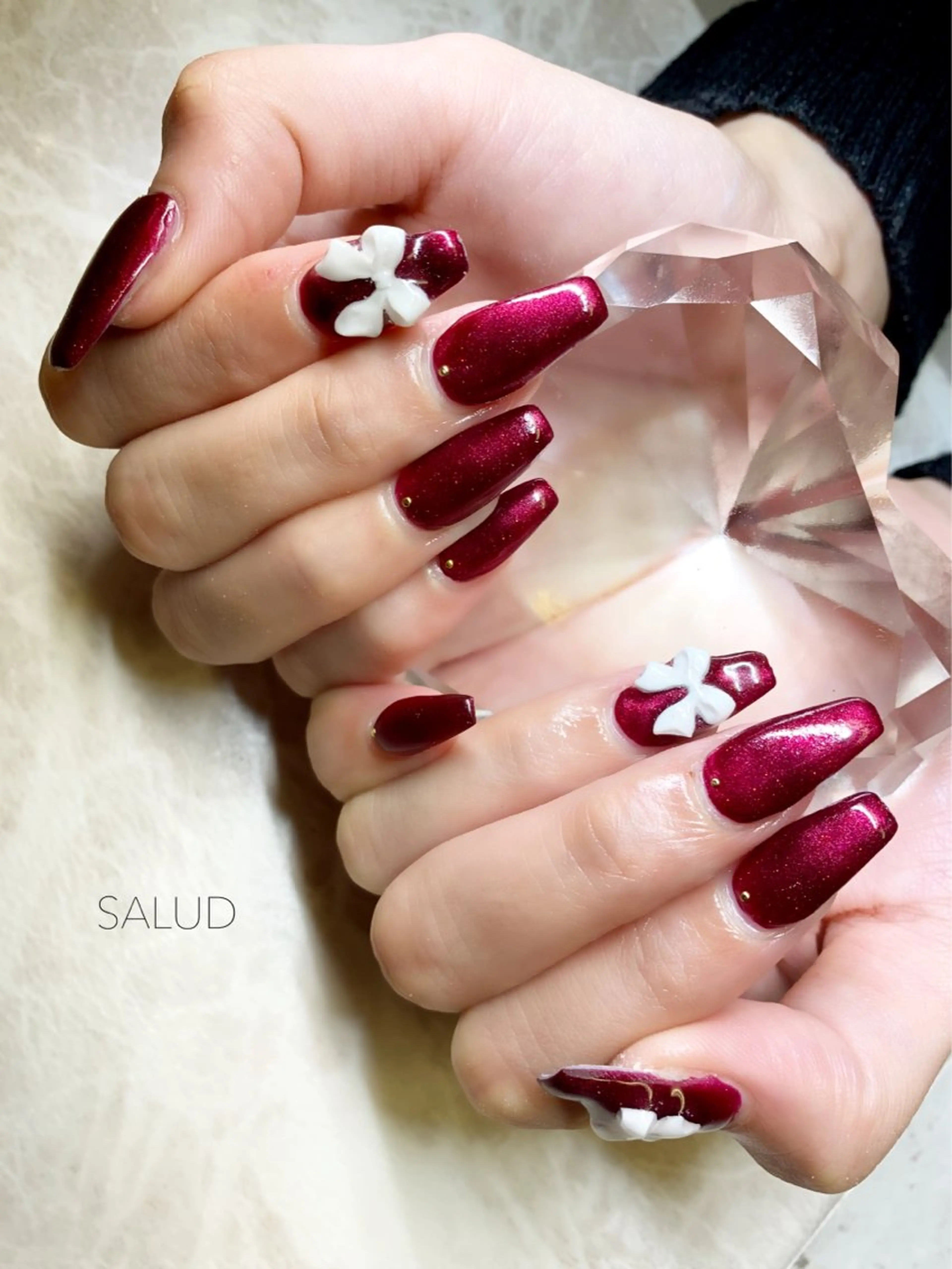 ネイル ストーンネイル ハンドネイル Nail Salon SALUDのネイルデザイン
