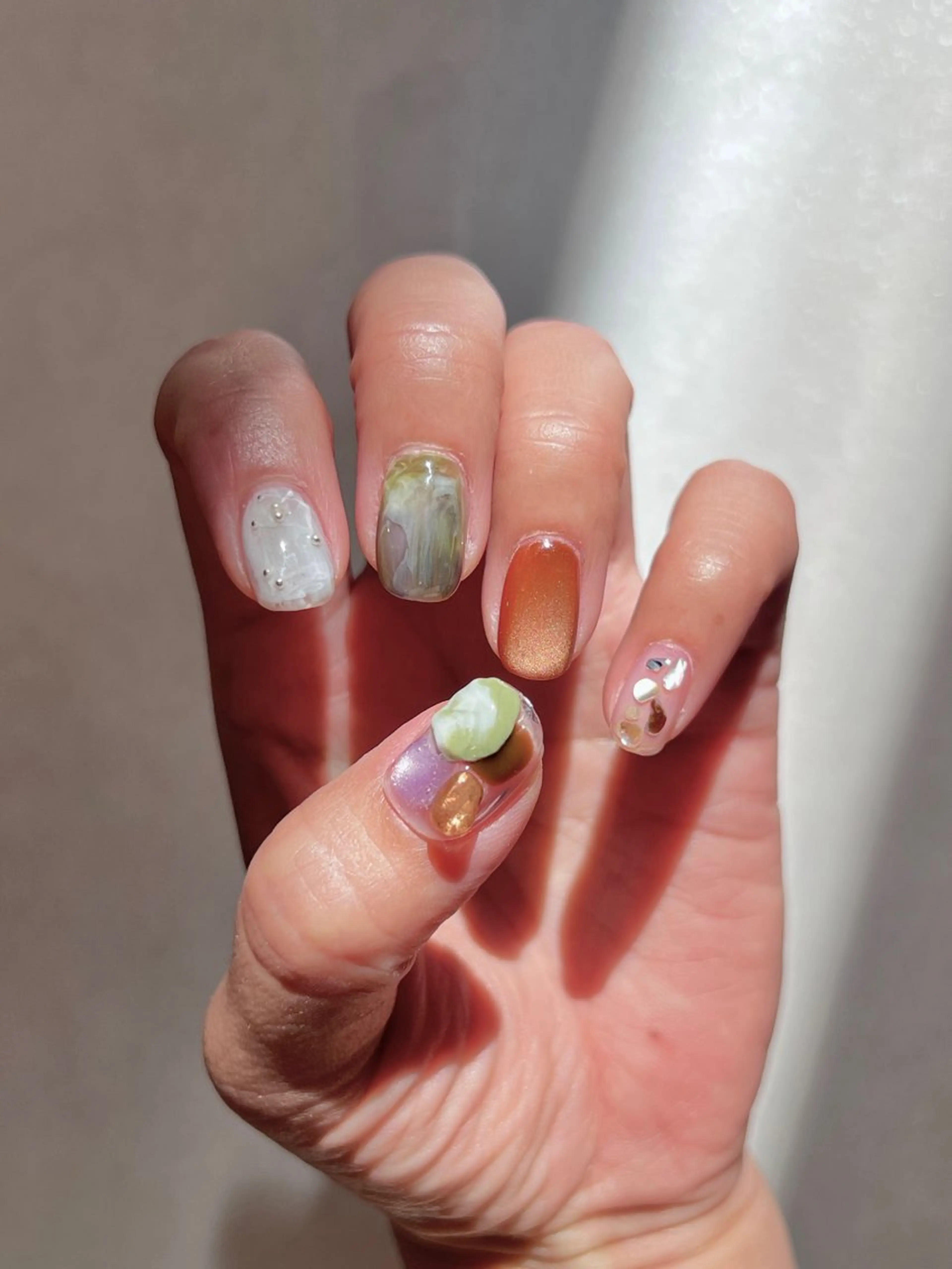 ネイル ニュアンスネイル 深田 美雪のネイルデザイン