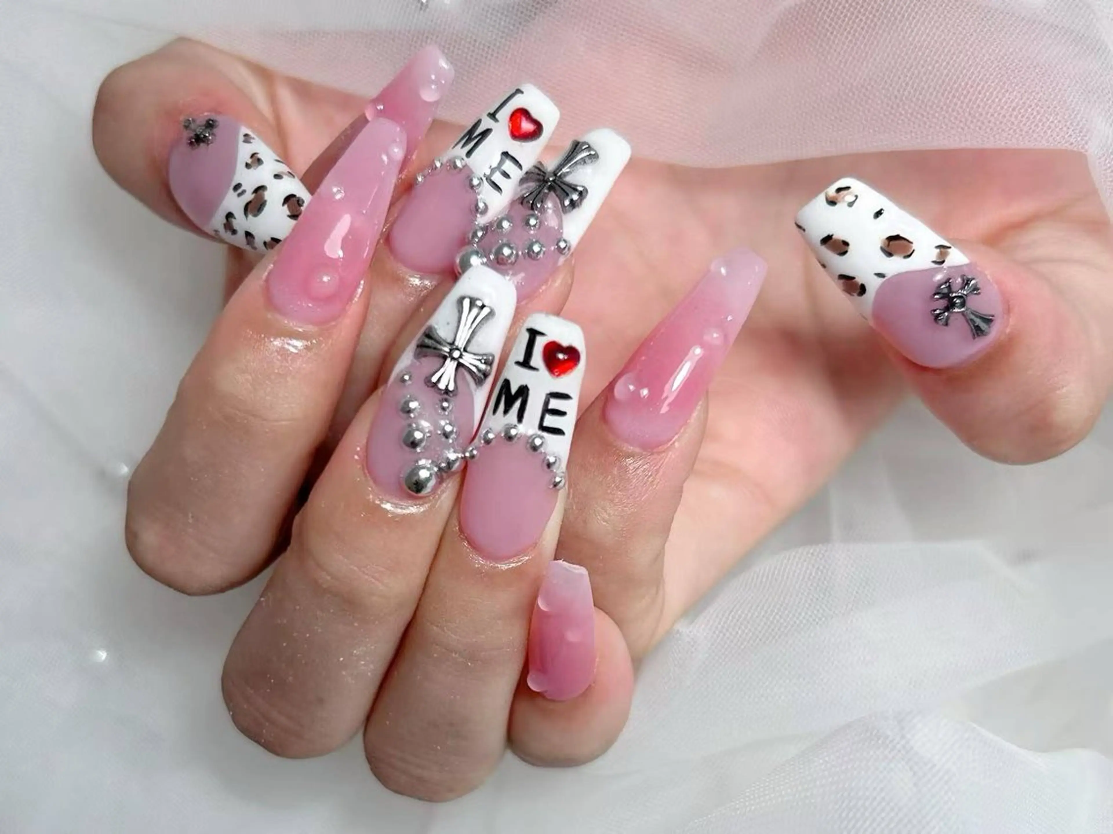 ネイル アートネイル ジェルネイル 韓国ネイル 持ち込み パラジェル ハンドネイル 🌈 Laule'aのネイルデザイン