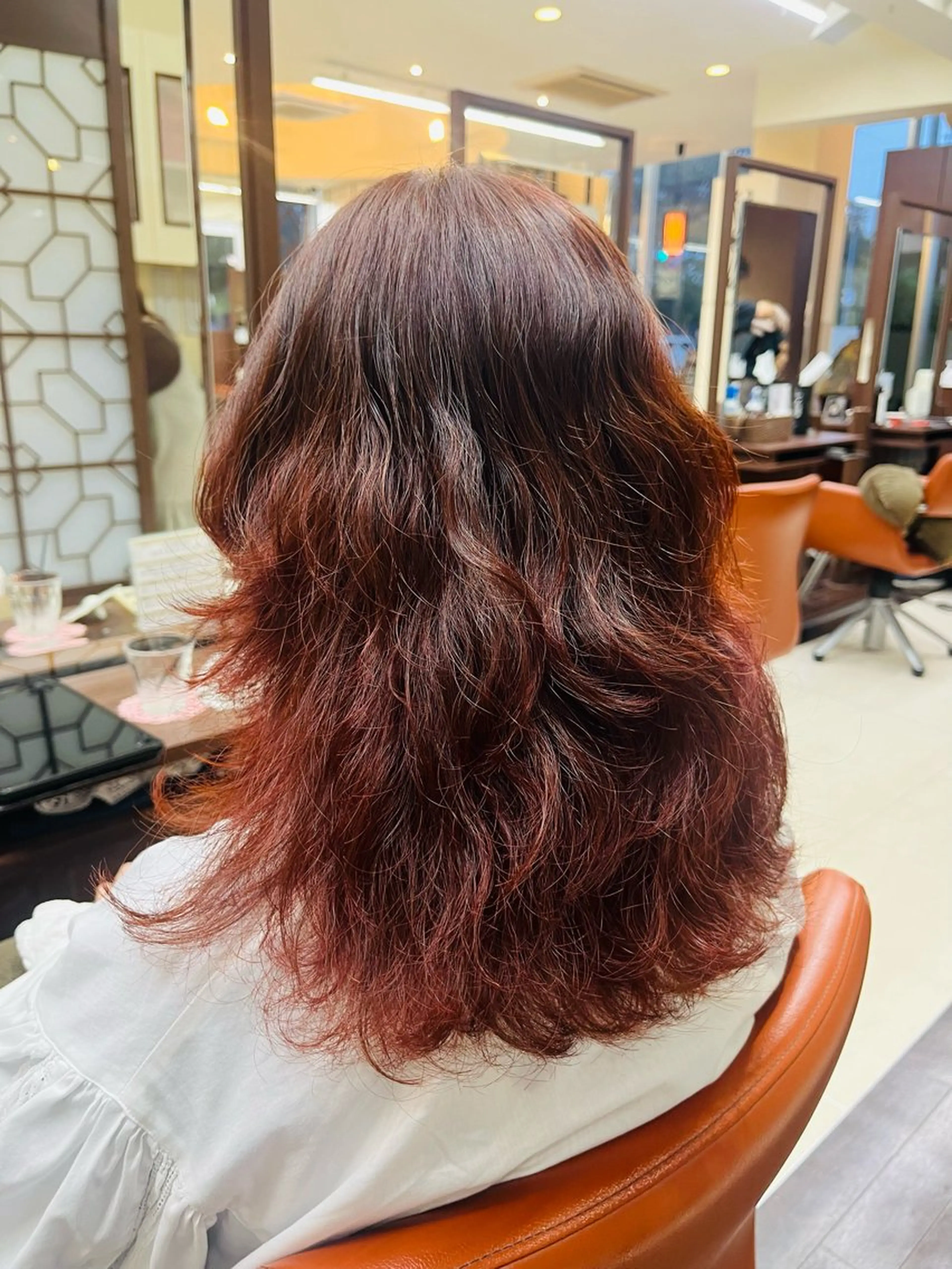 カラー ブリーチ ブラウンカラー ブリーチなしカラー オレンジ オレンジブラウン 垢抜け×韓国風/ ハイトーン/朝倉友香のヘアスタイル