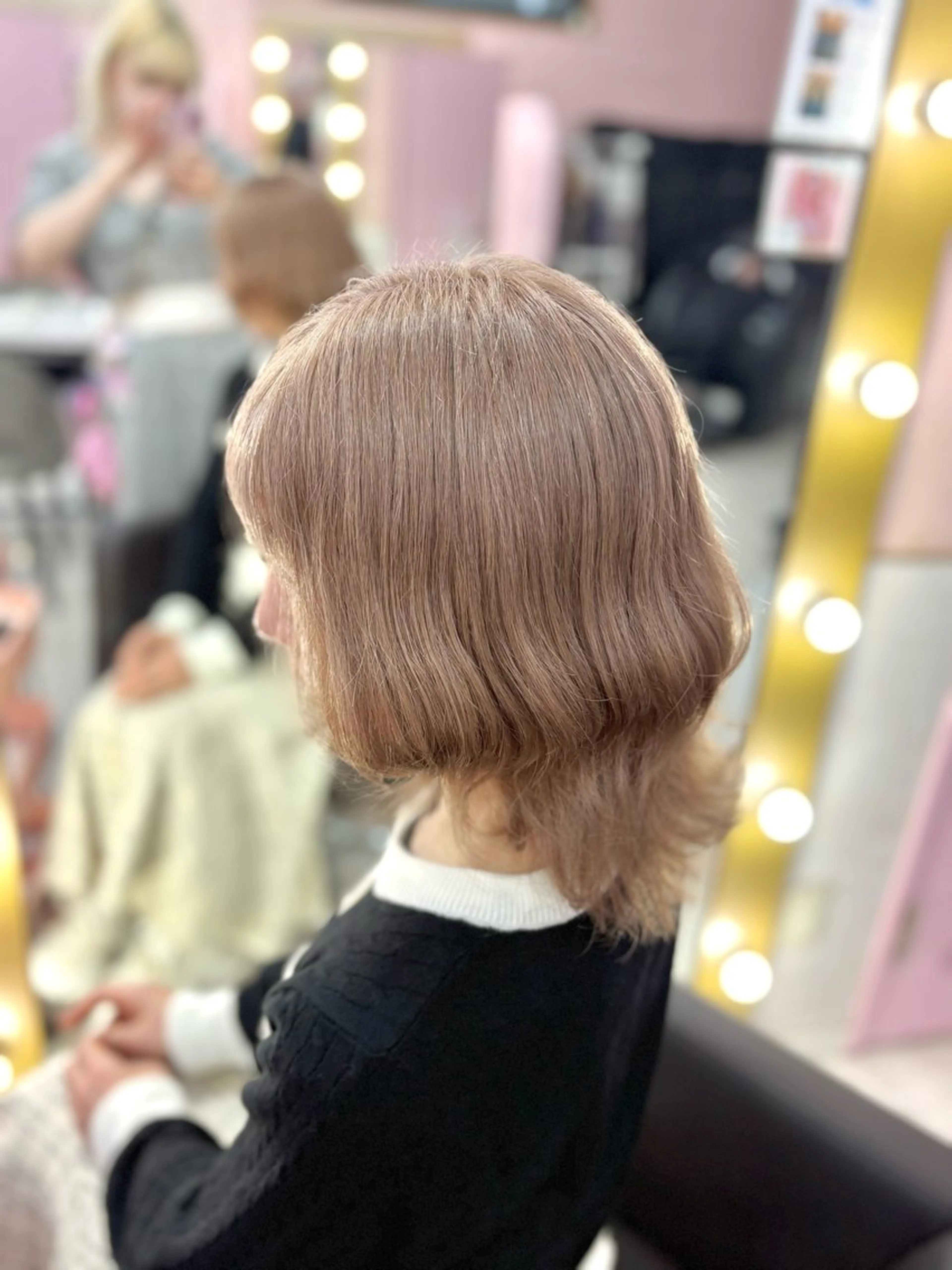 ミディアム カラー 甘ふわgirly🎀 ハイトーン🤍Ramのヘアスタイル