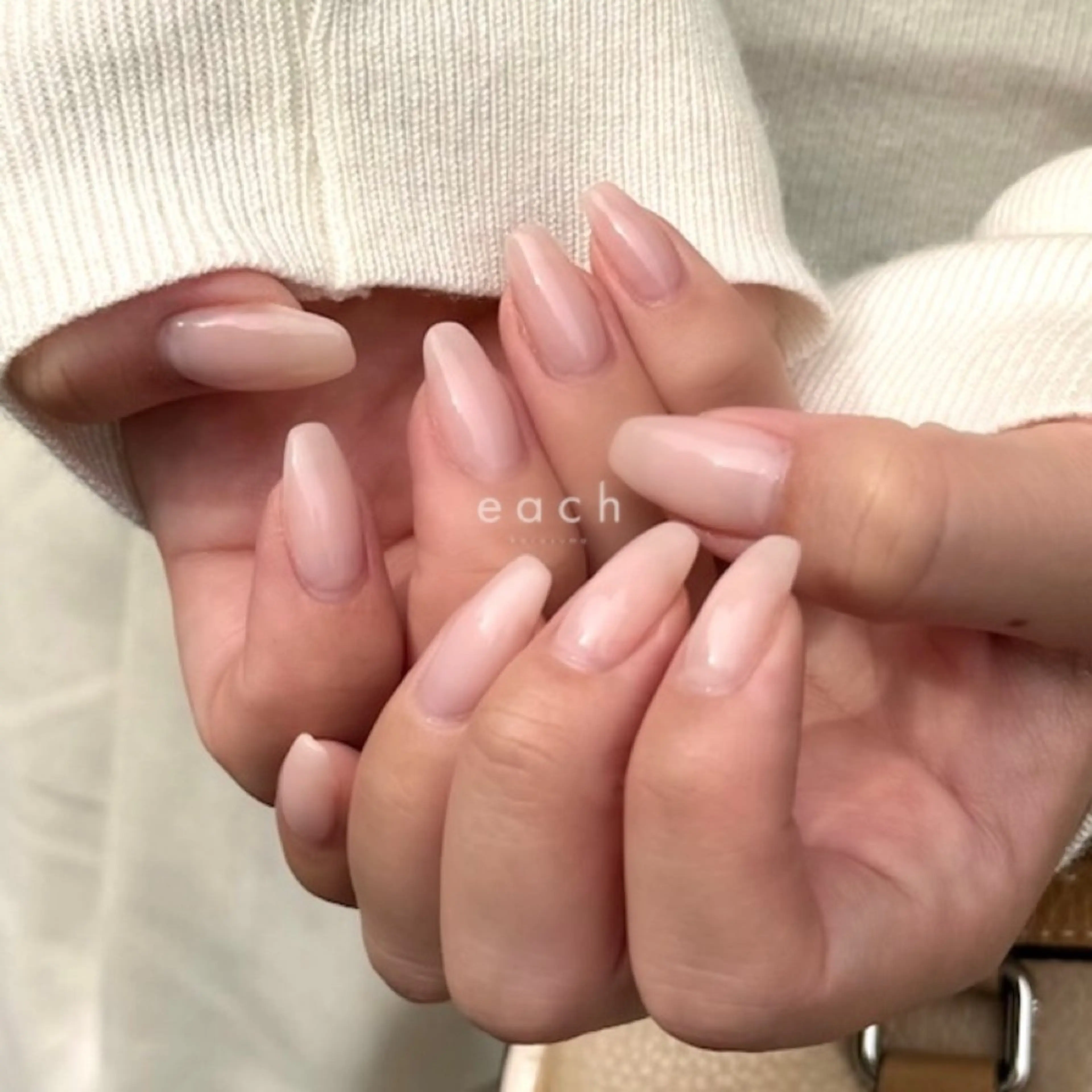 ネイル each Hibikiのネイルデザイン