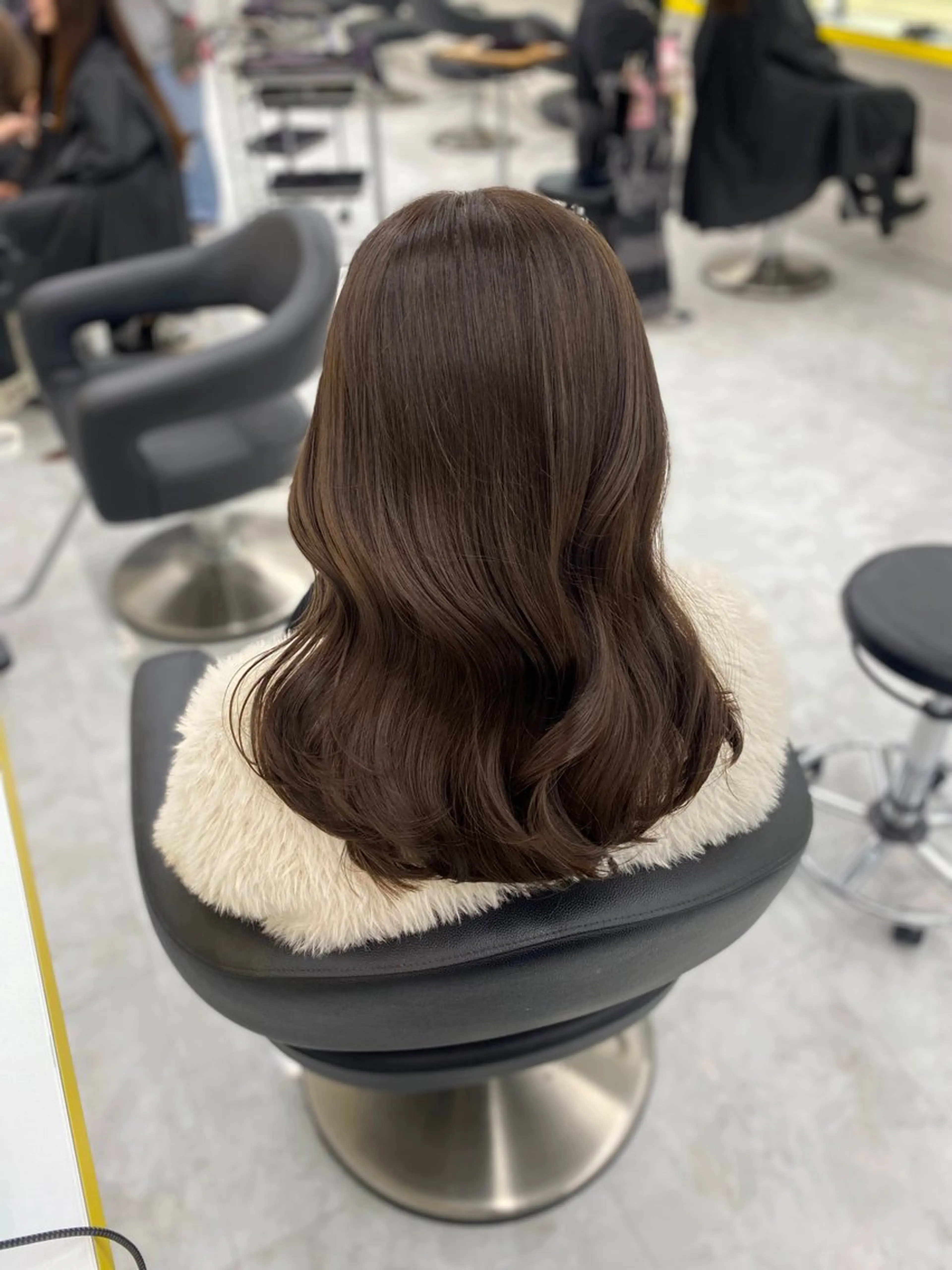 セミロング カラー パーマ ヘアアレンジ メンズ キッズ メンズブリーチ ブリーチ ブラウンカラー 透明感カラー ココアブラウン ヘアカラー 💖横浜ブリーチなし 💖MIHOのヘアスタイル