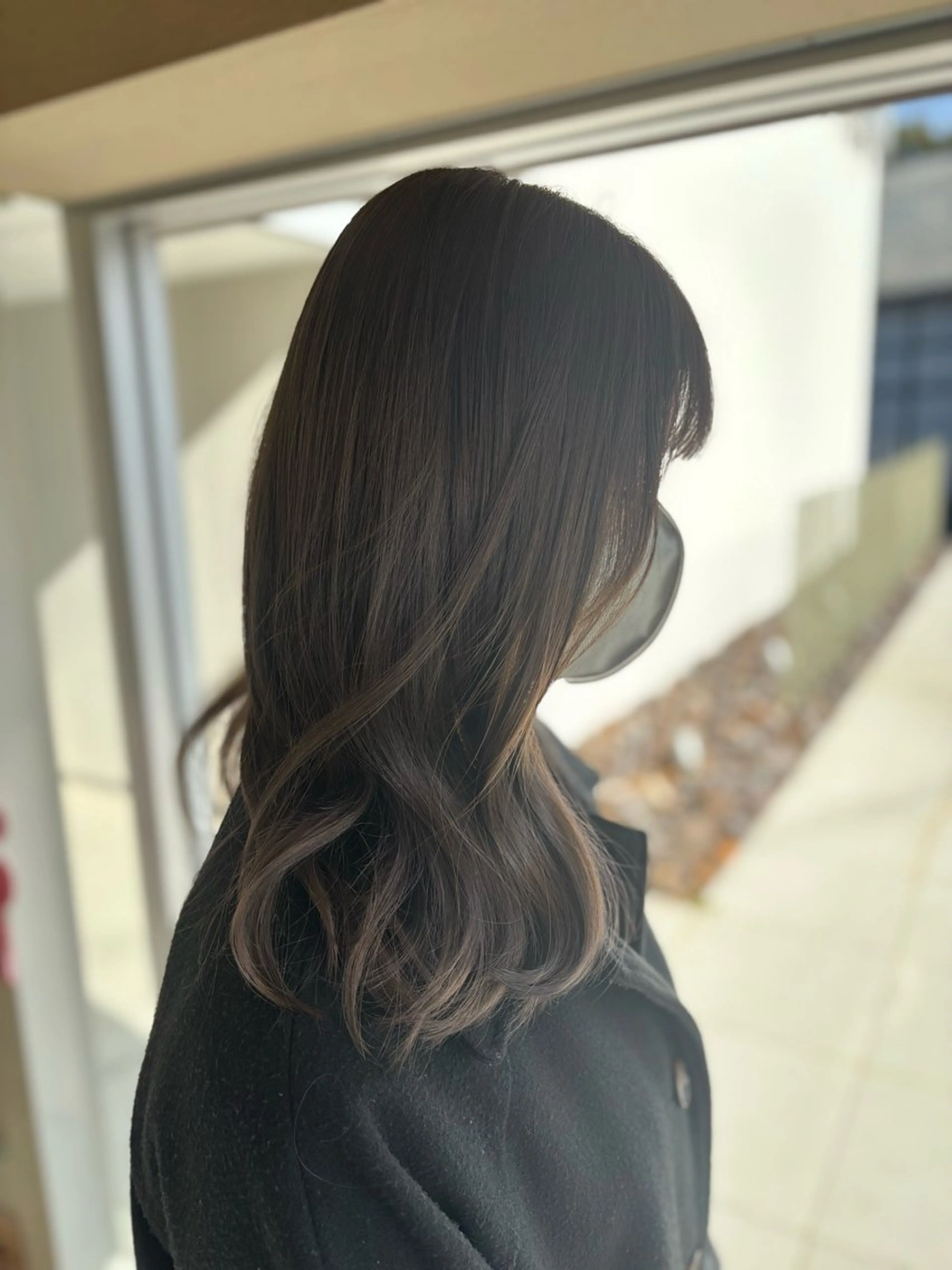 セミロング カラー ブリーチ 透明感カラー グレージュ ヘアカラー GOTTOFLOW所属・小玉 結菜のヘアスタイル