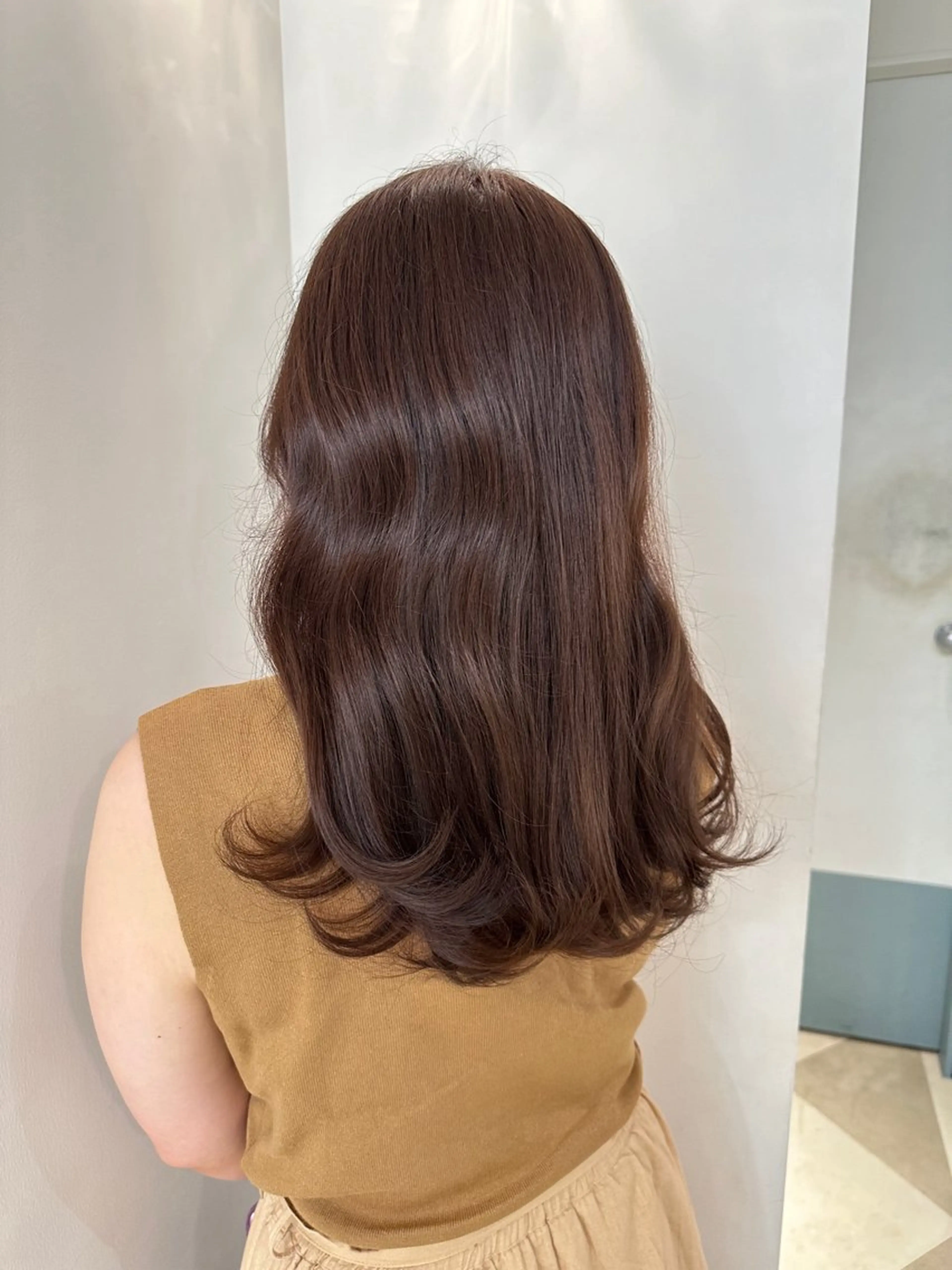 ロング カラー ヘアカラー トリートメント 安丸 結夏のヘアスタイル