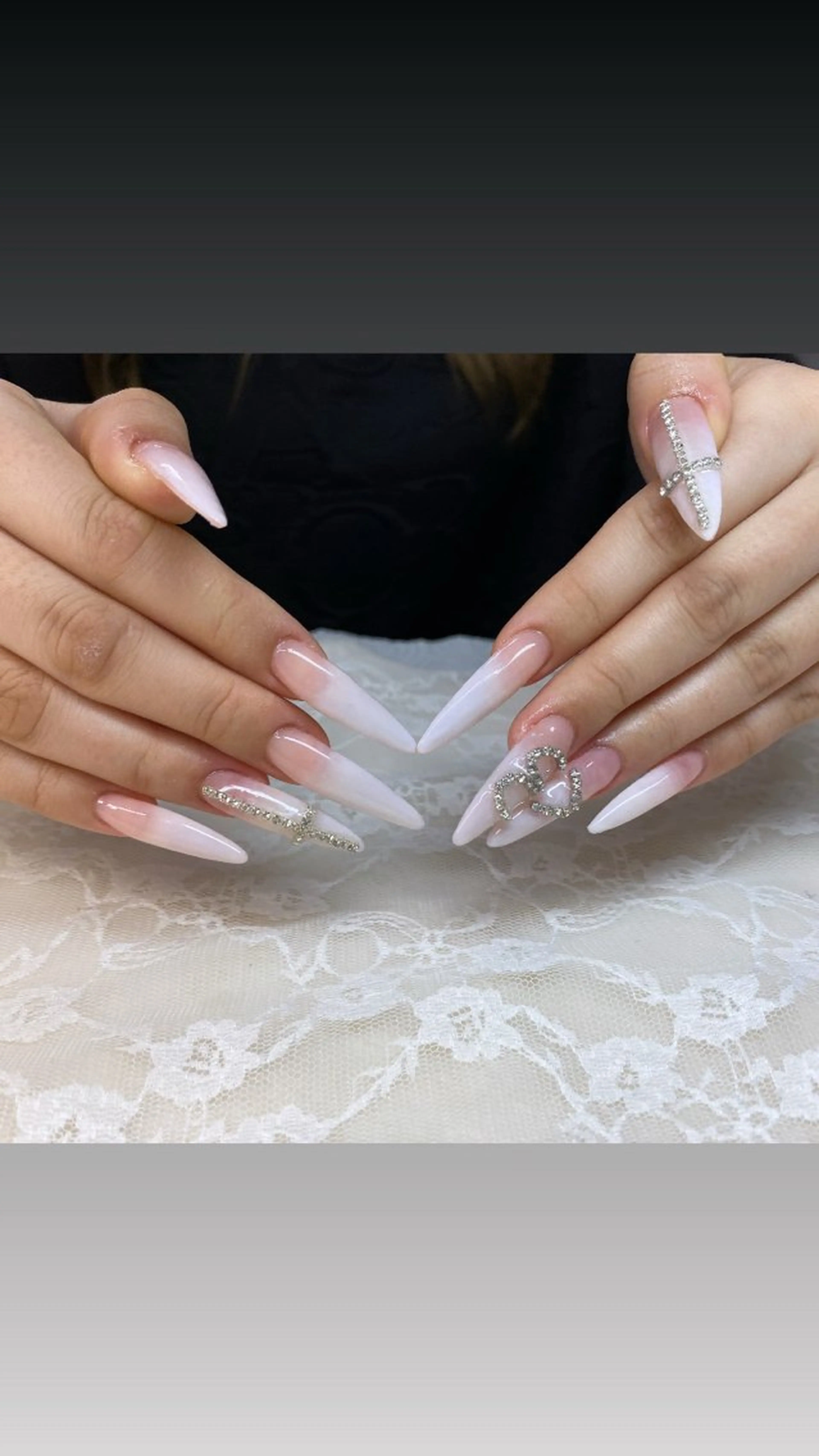 ネイル ハート ロングネイル スーパーロングネイル ハンドネイル ハンドケア 心斎橋Salon Epokkuのネイルデザイン