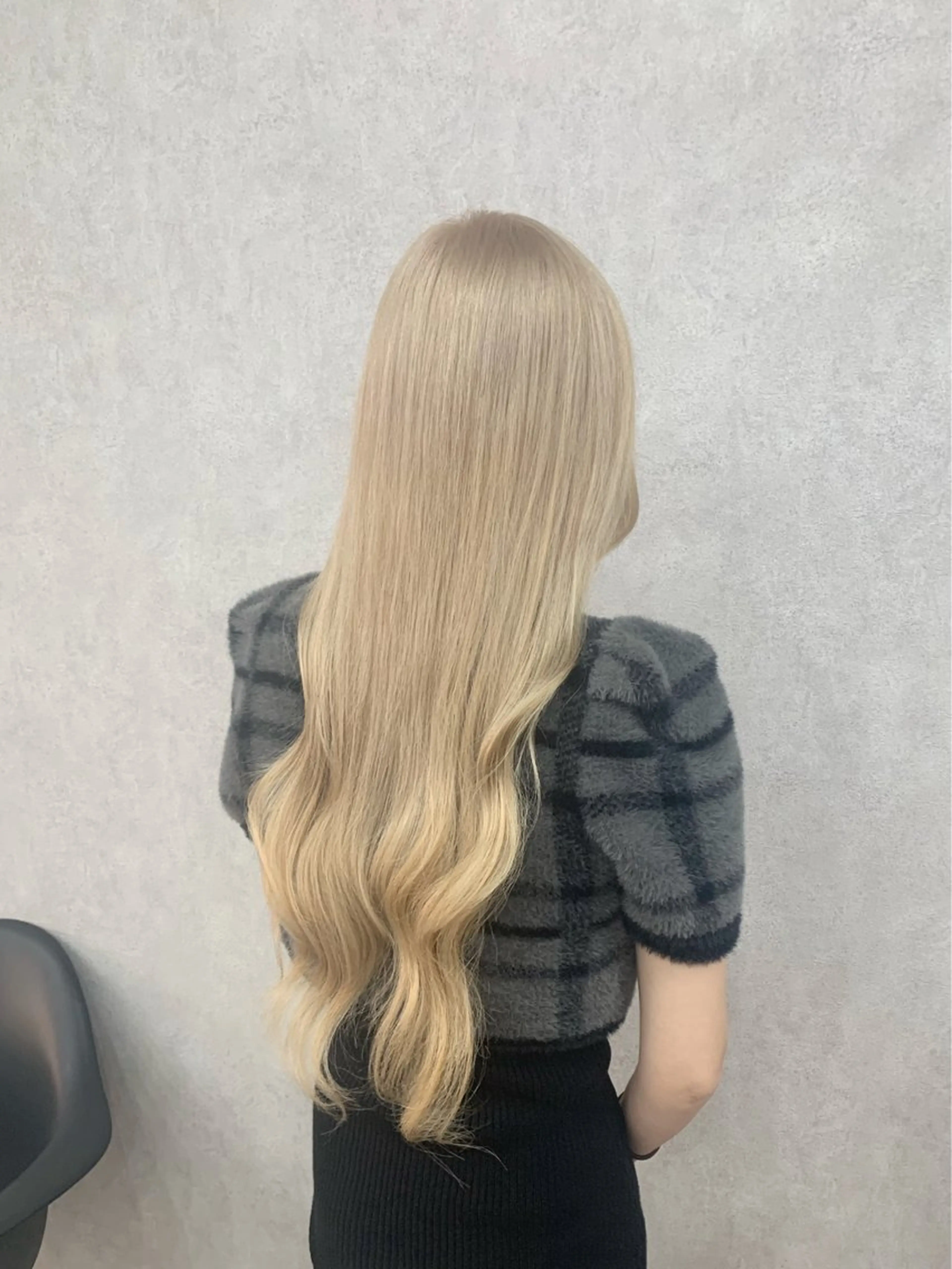 ロング カラー ヘアカラー トリートメント ヘッドスパ ハイトーン・ブリーチ ムラ修正　八須　錬のヘアスタイル