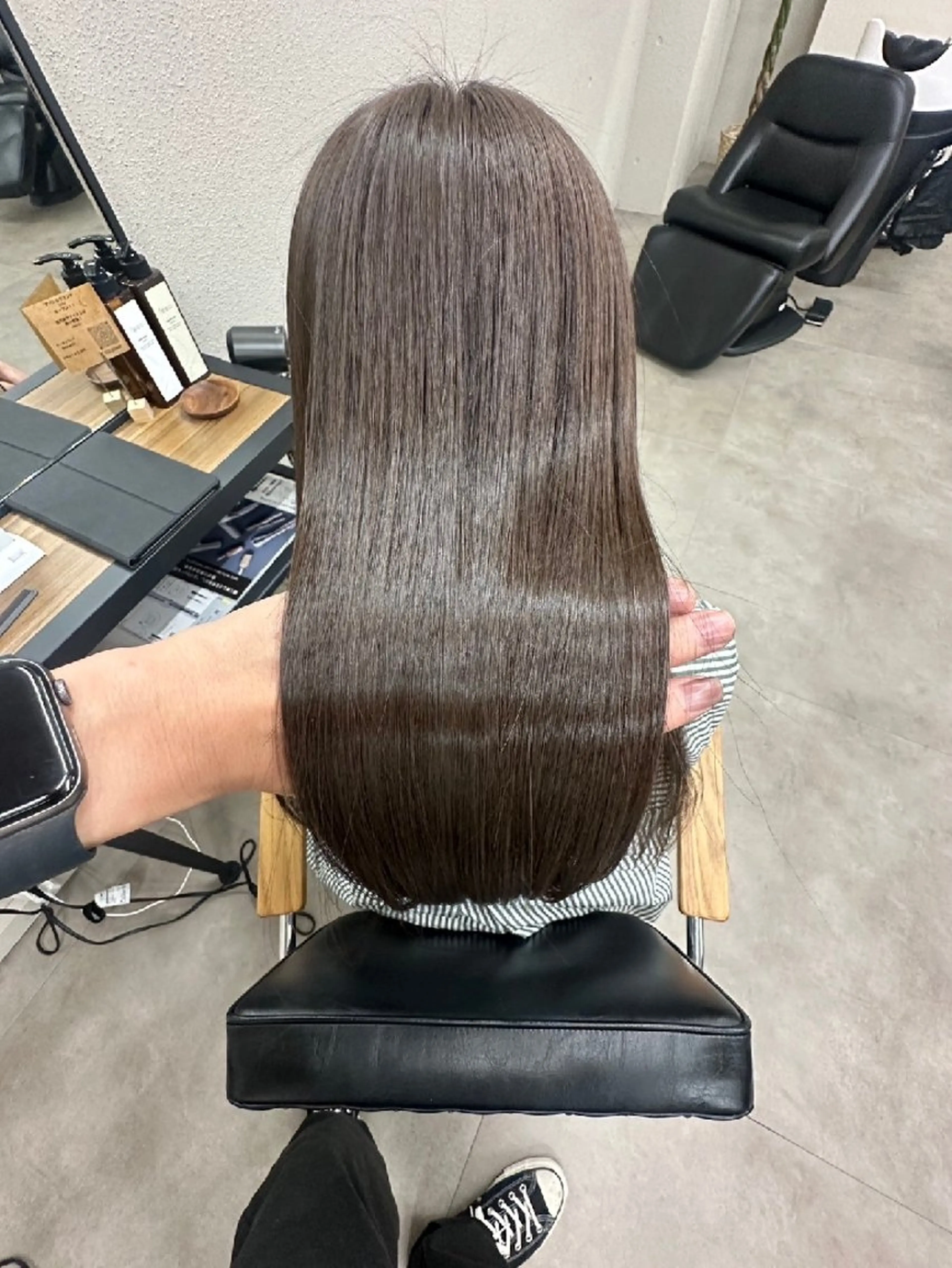 ロング 縮毛矯正 IPPO アカデミーのヘアスタイル