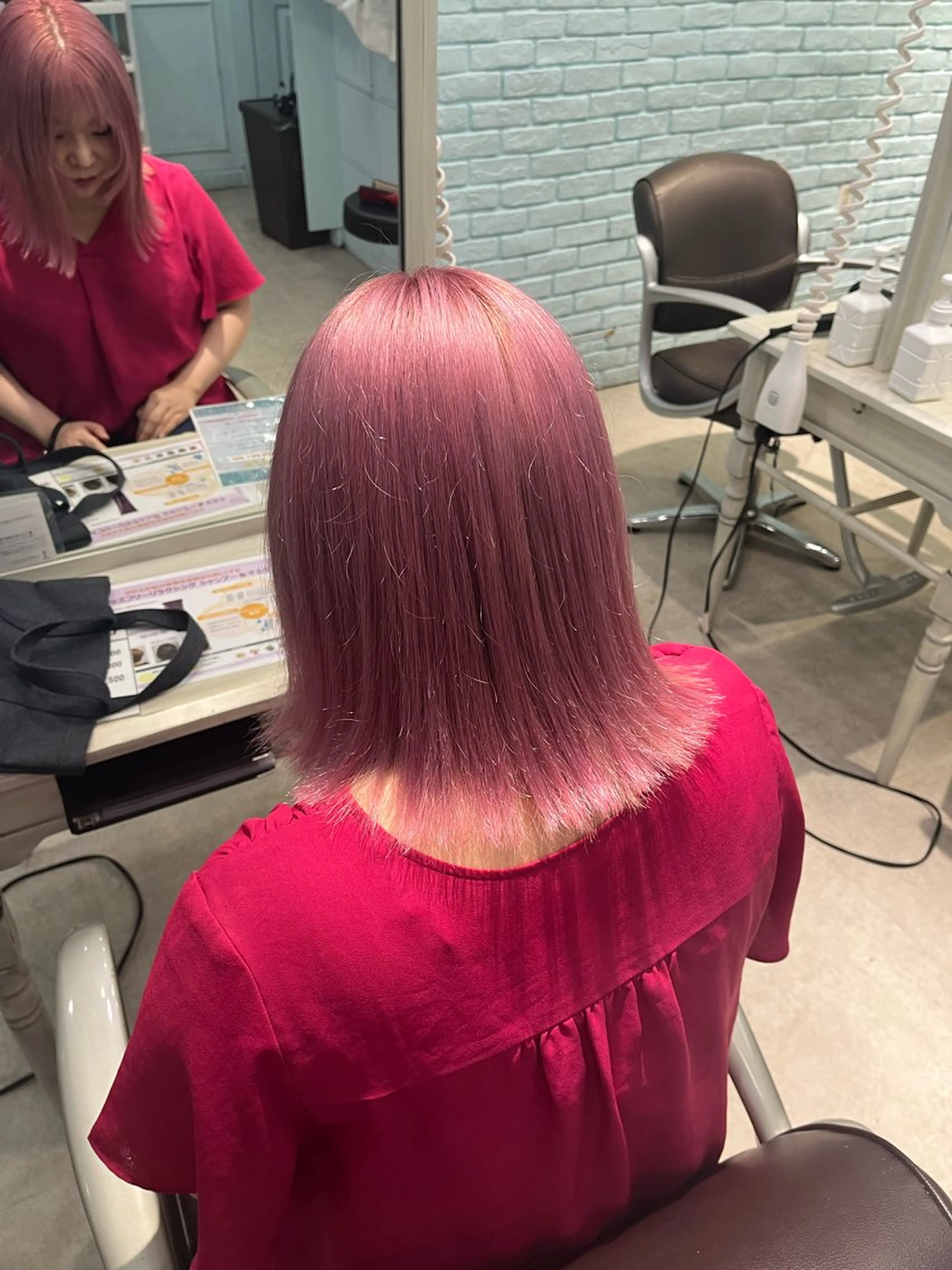 セミロング カラー ヘアアレンジ カット ヘアカラー トリートメント ヘアセット 🩶【推しハイトーン 】yuzu🩶のヘアスタイル