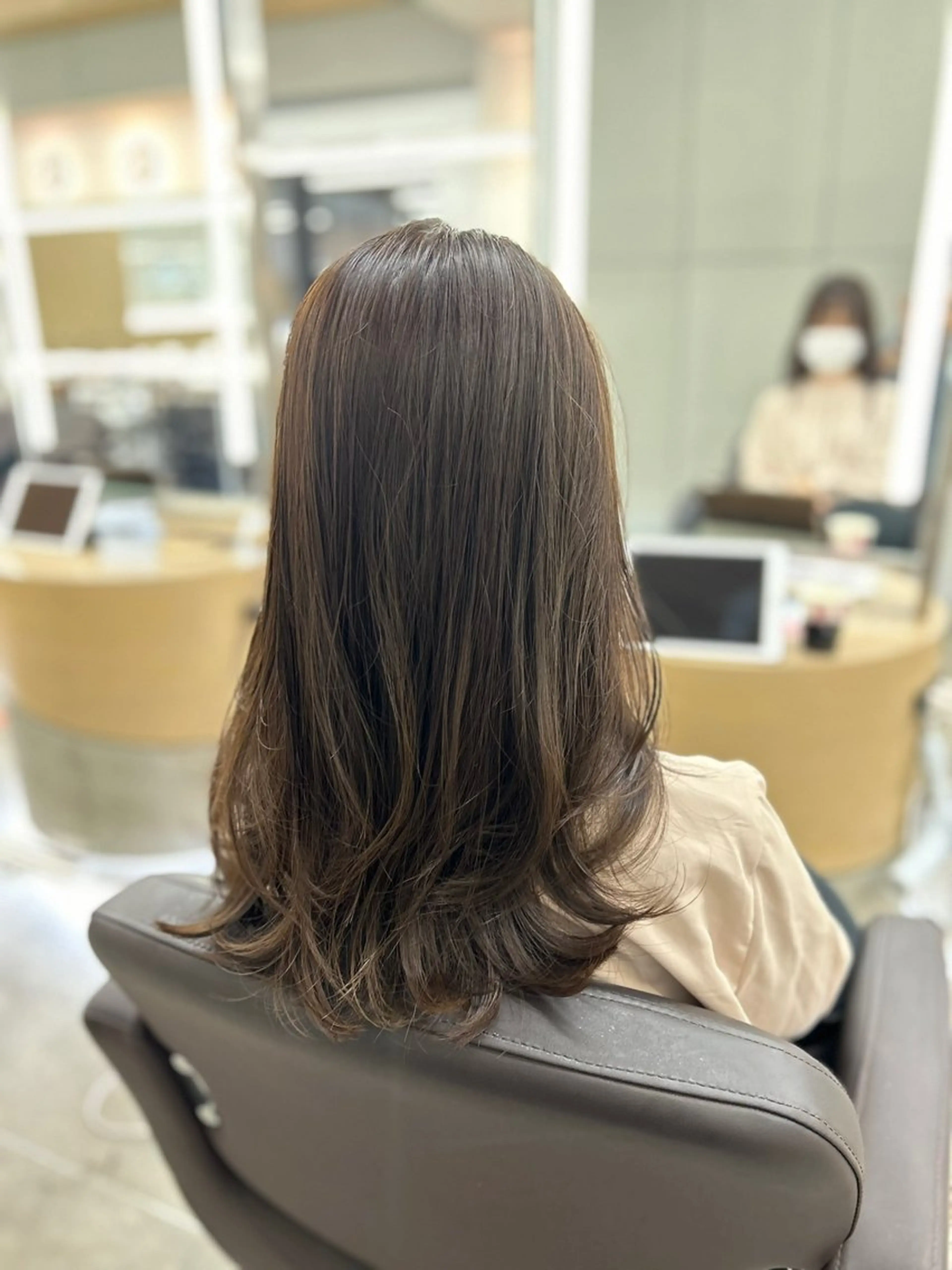 セミロング カラー 髪質改善 レイヤーカット 酸性ストレート 銀座/美髪縮毛矯正 /髪質改善/山本翔華のヘアスタイル