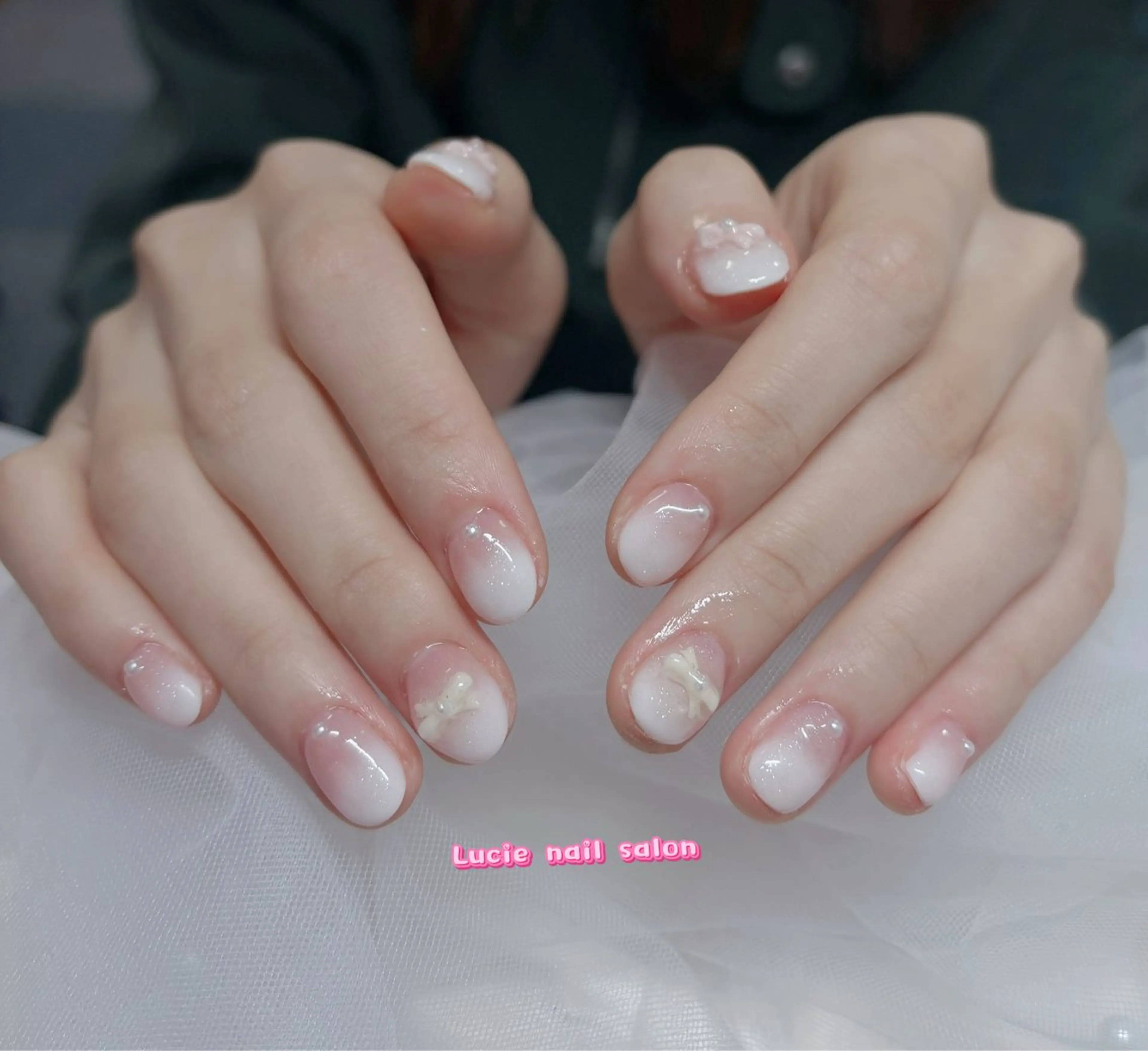 ネイル フレンチネイル ジェルネイル グラデーション 持ち込み オフィスネイル ハンドネイル LUCIE NAILのネイルデザイン
