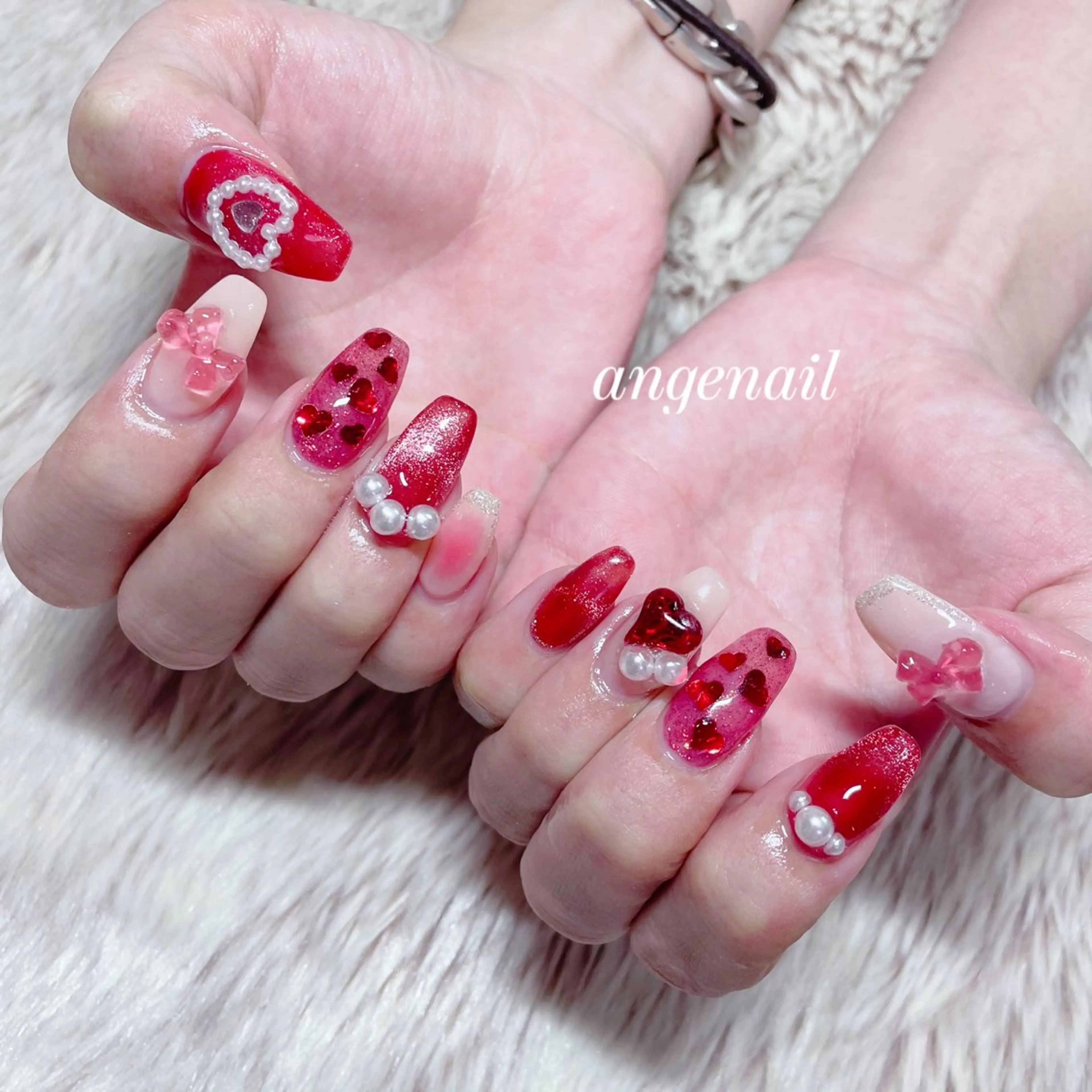 ネイル ハンドネイル オーナーネイリスト MAKIのネイルデザイン