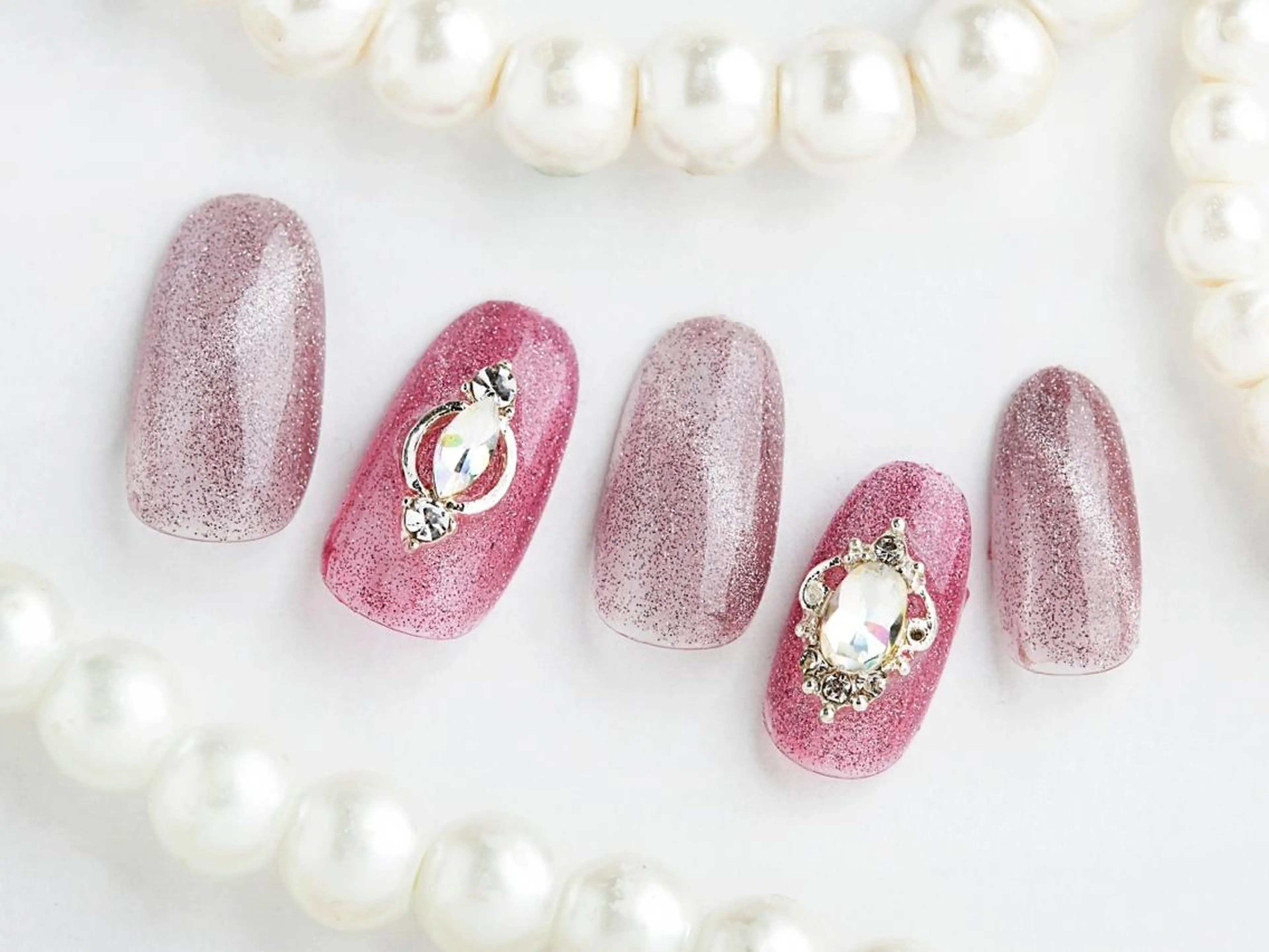 ネイル Tiary Nail Fのネイルデザイン