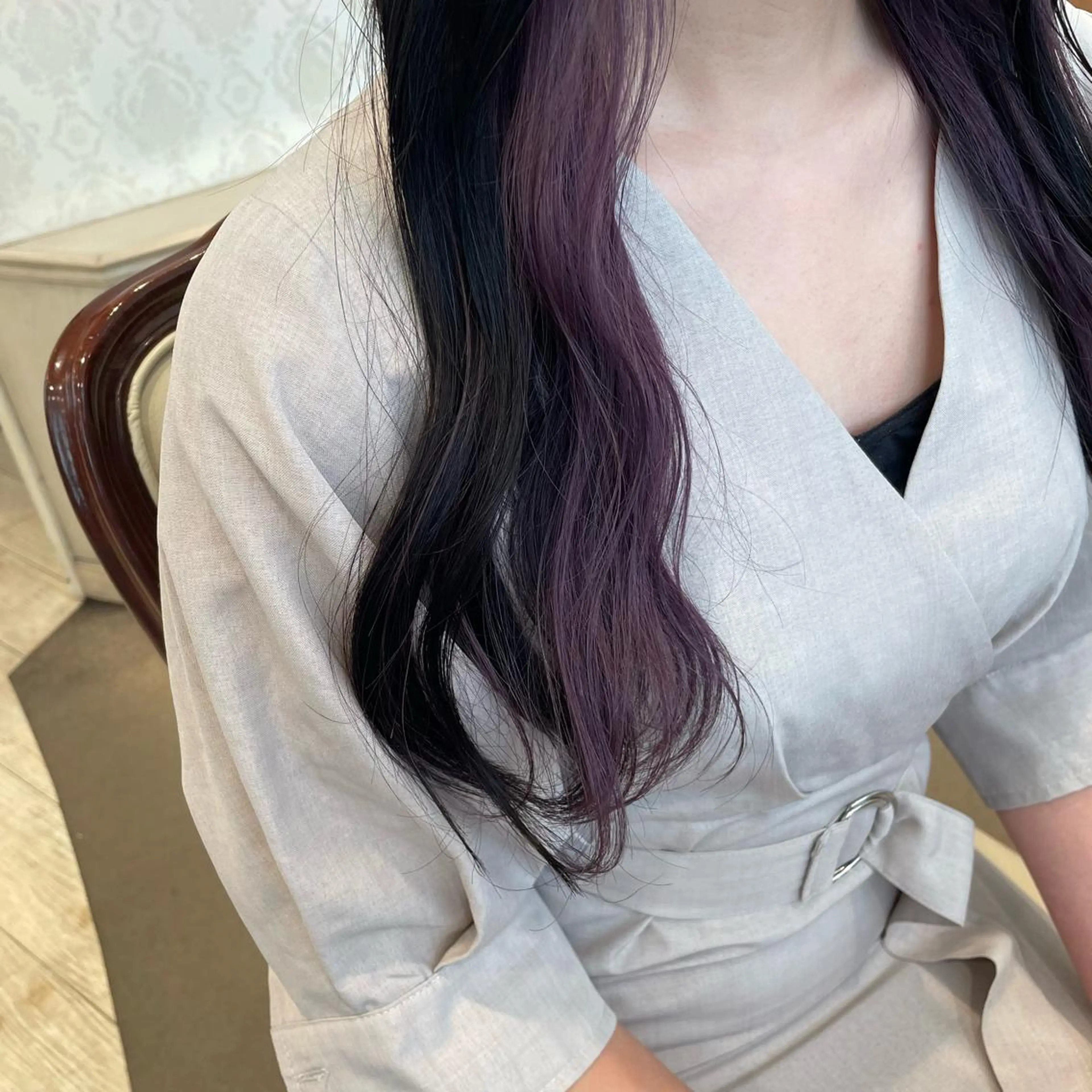 ロング カラー インナーカラー ヘアカラー トリートメント 🍪ﾖｼｲﾊﾙﾈ🍪 ﾗﾍﾞﾝﾀﾞｰｶﾗｰのヘアスタイル