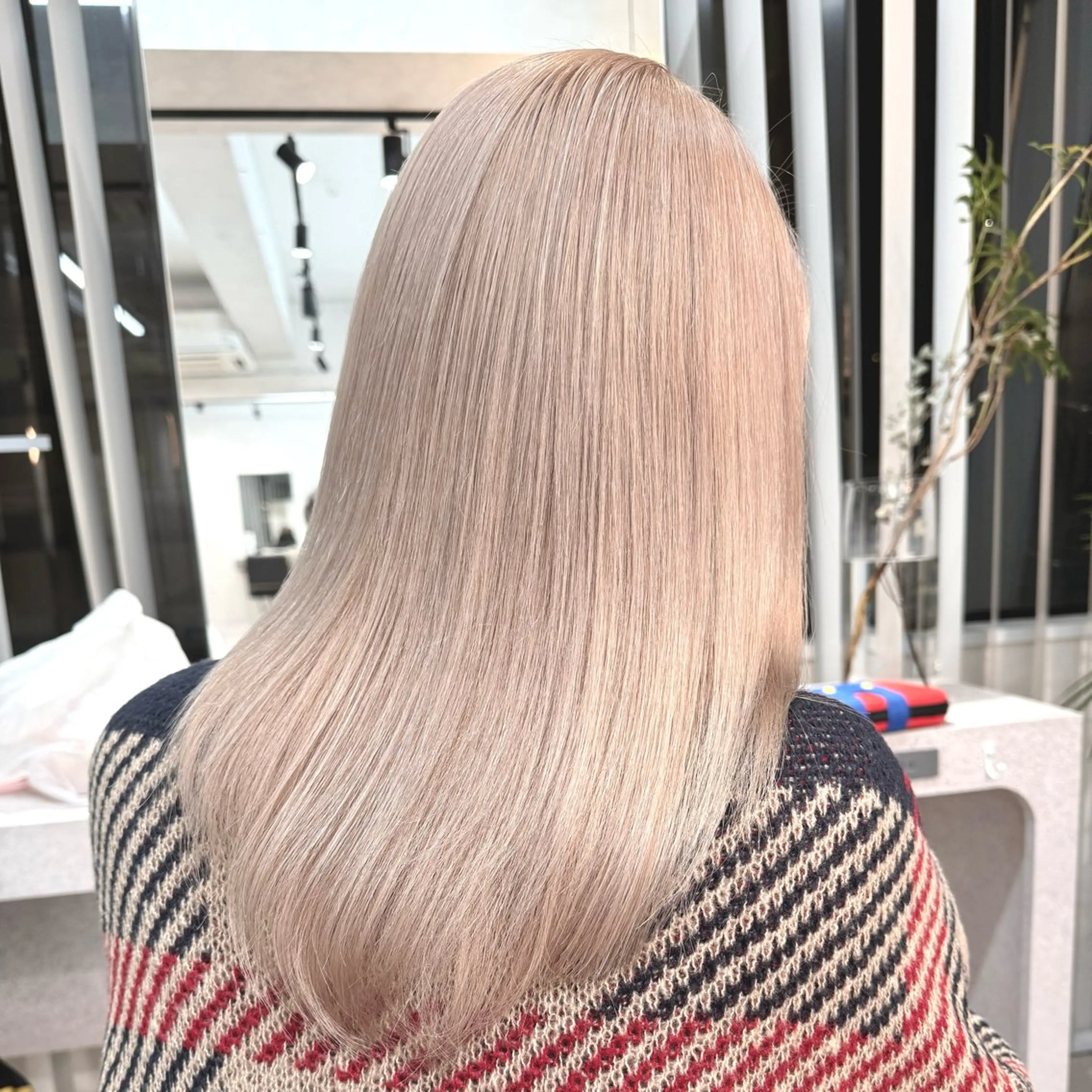 【艶×透け感◎🧴】新世代ケアブリーチカラー+カット+TOKIOトリートメント💫の写真