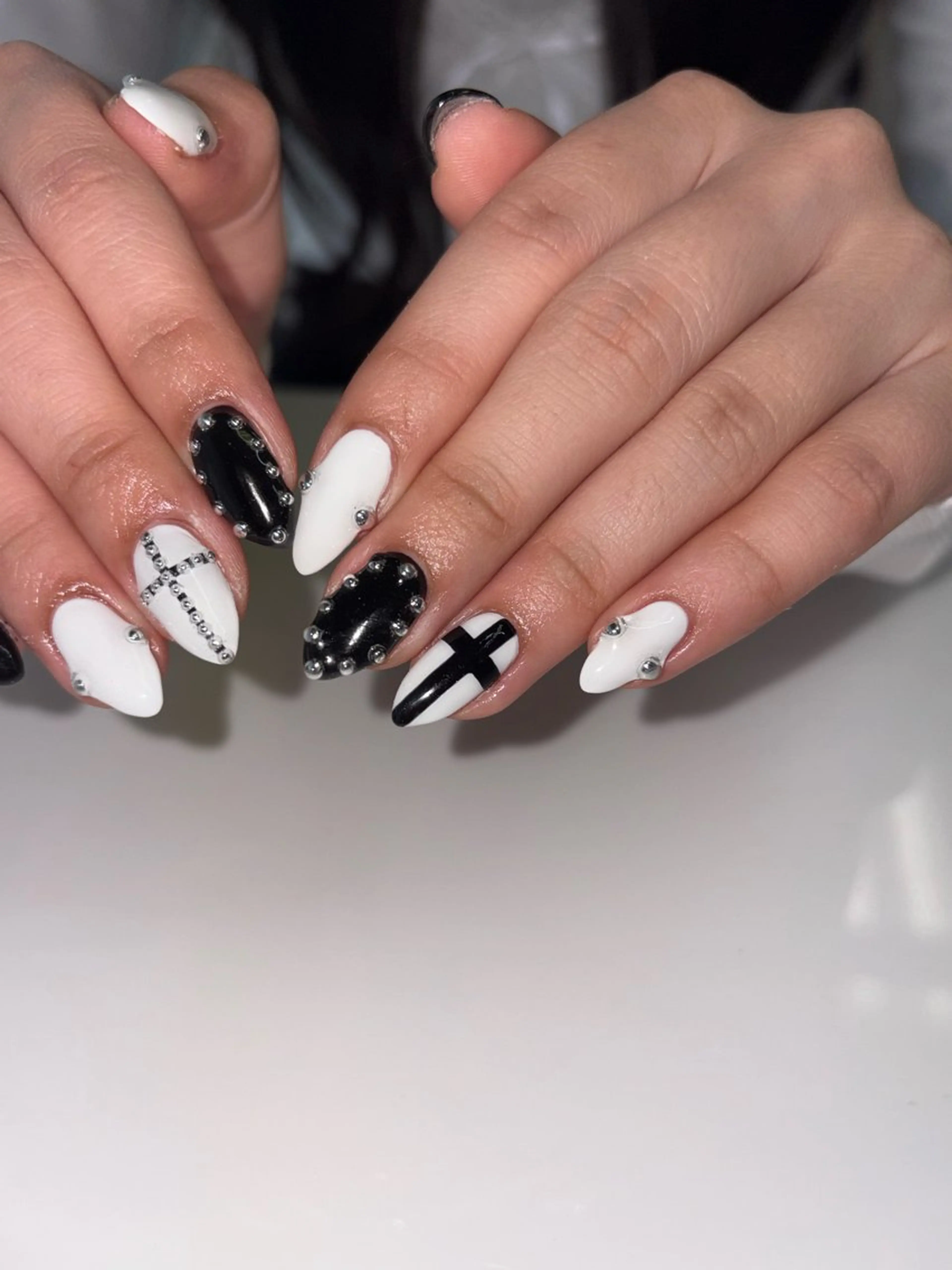 セミロング ハンドネイル mark 🤍Yuki🤍のネイルデザイン