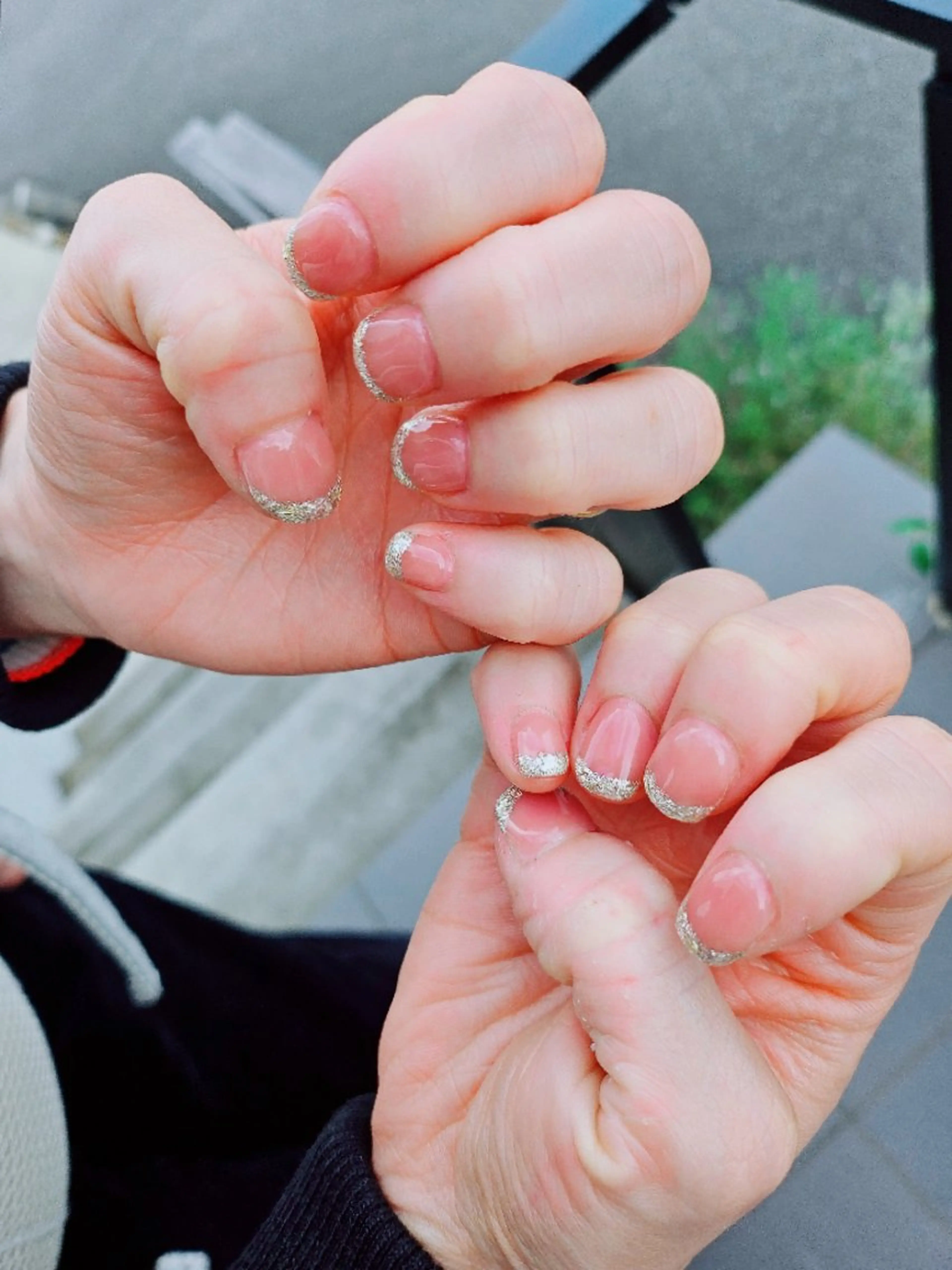 ネイル フレンチネイル ラメ(グリッター) emust.nail   のネイルデザイン