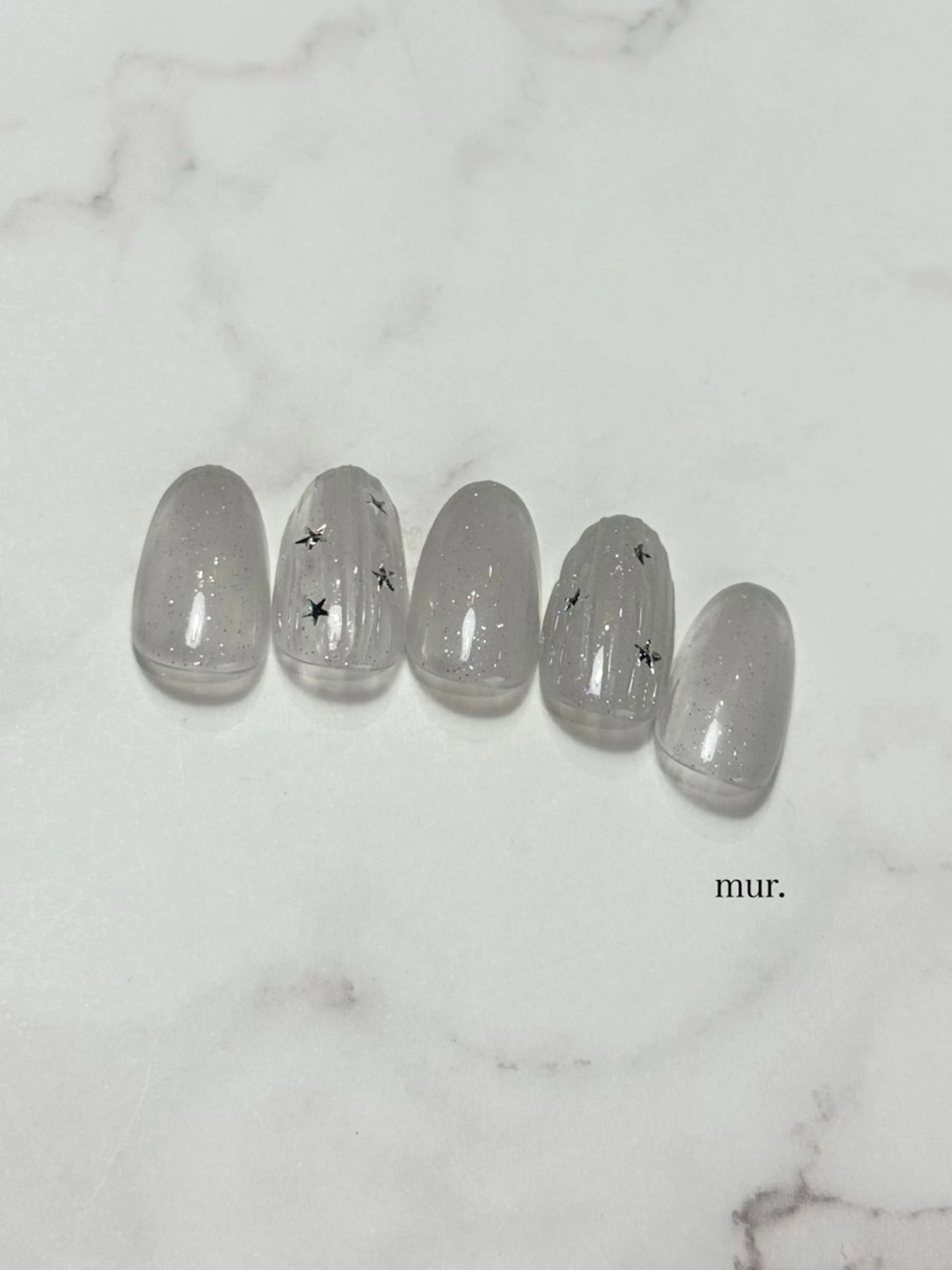 ネイル ぷっくりネイル シルバー ハンドネイル mur. harukaのネイルデザイン