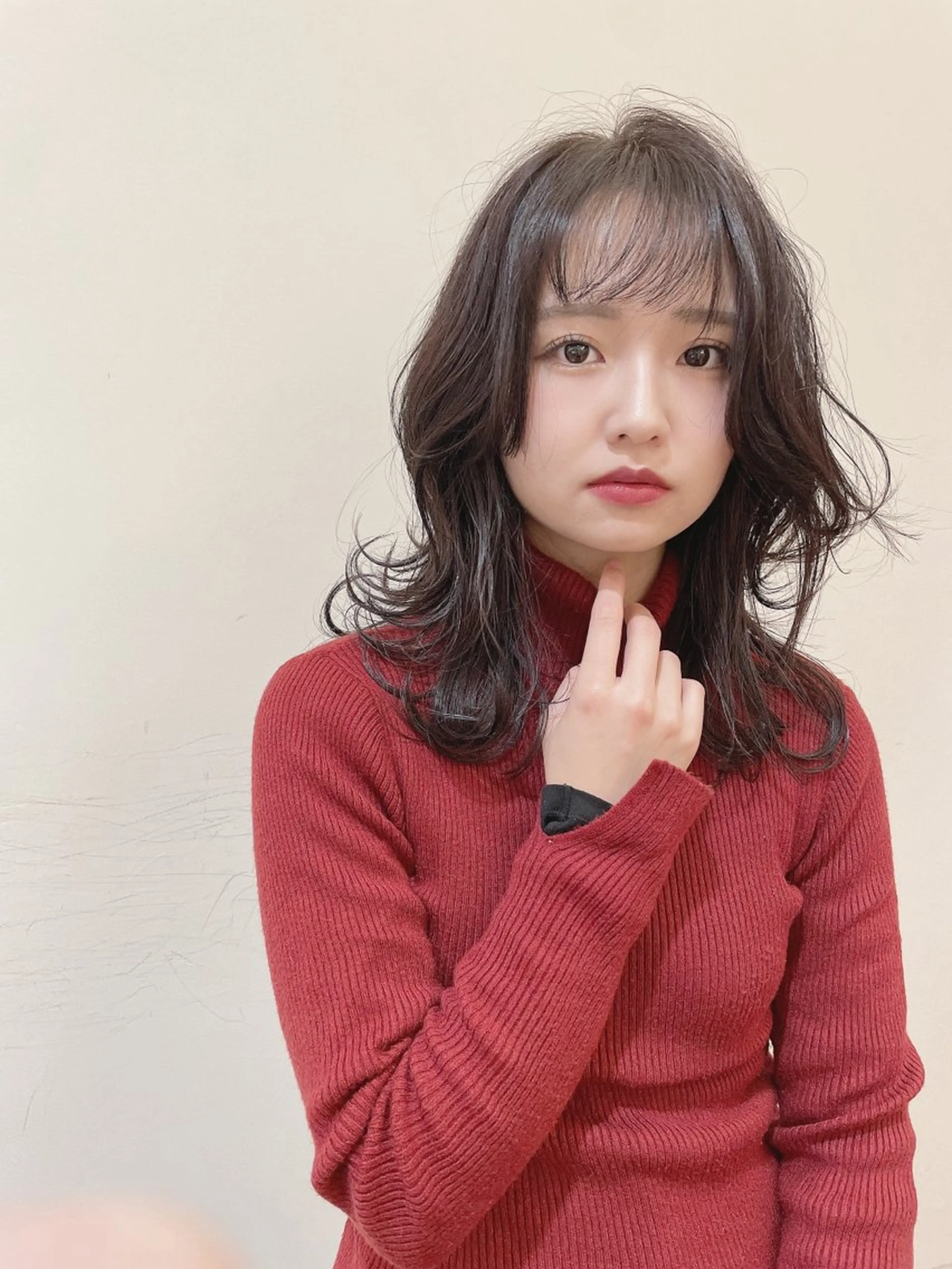 セミロング 韓国風レイヤーカット 松葉翔のヘアスタイル