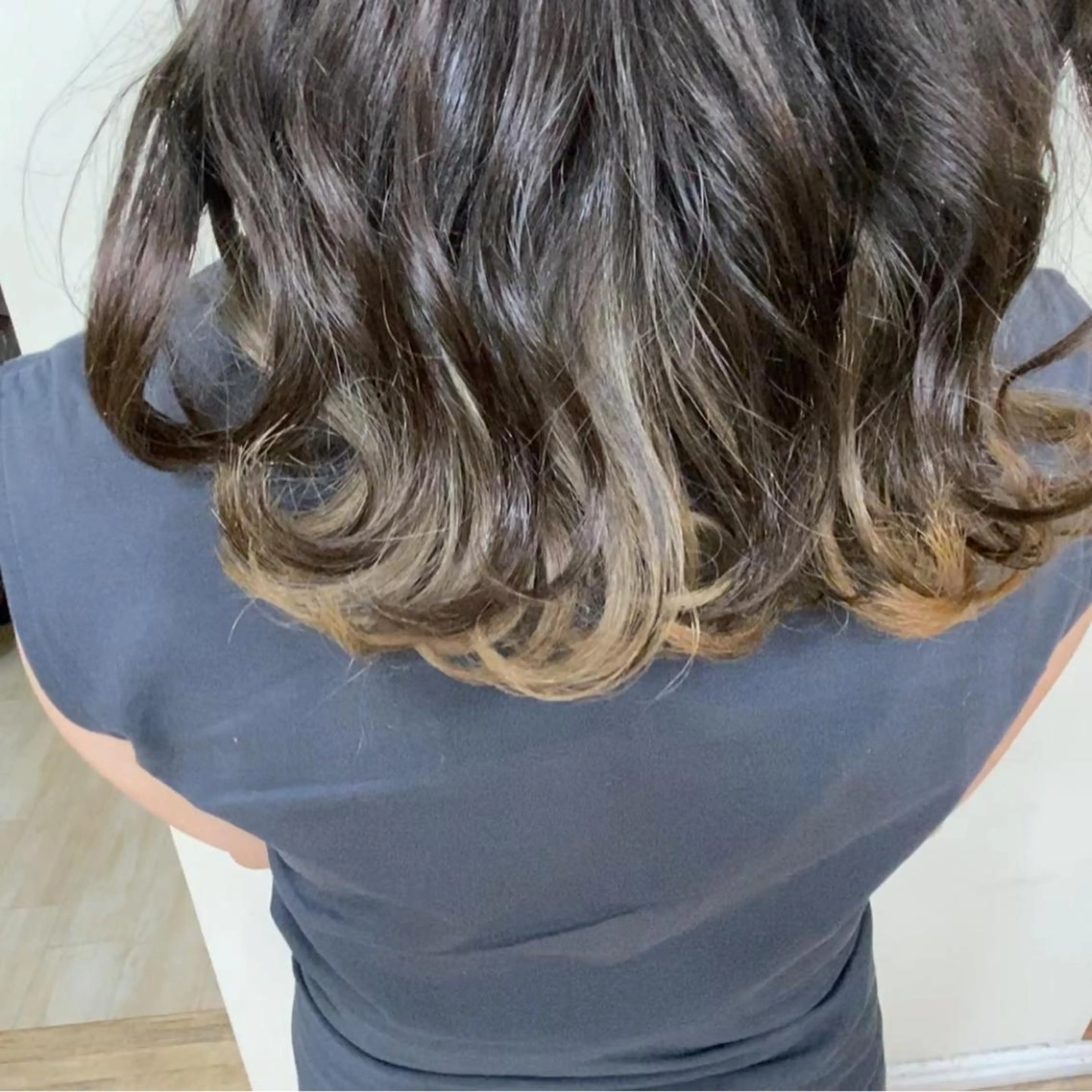 カラー SALOWIN栄所属・SALOWIN栄 高須大貴のヘアスタイル