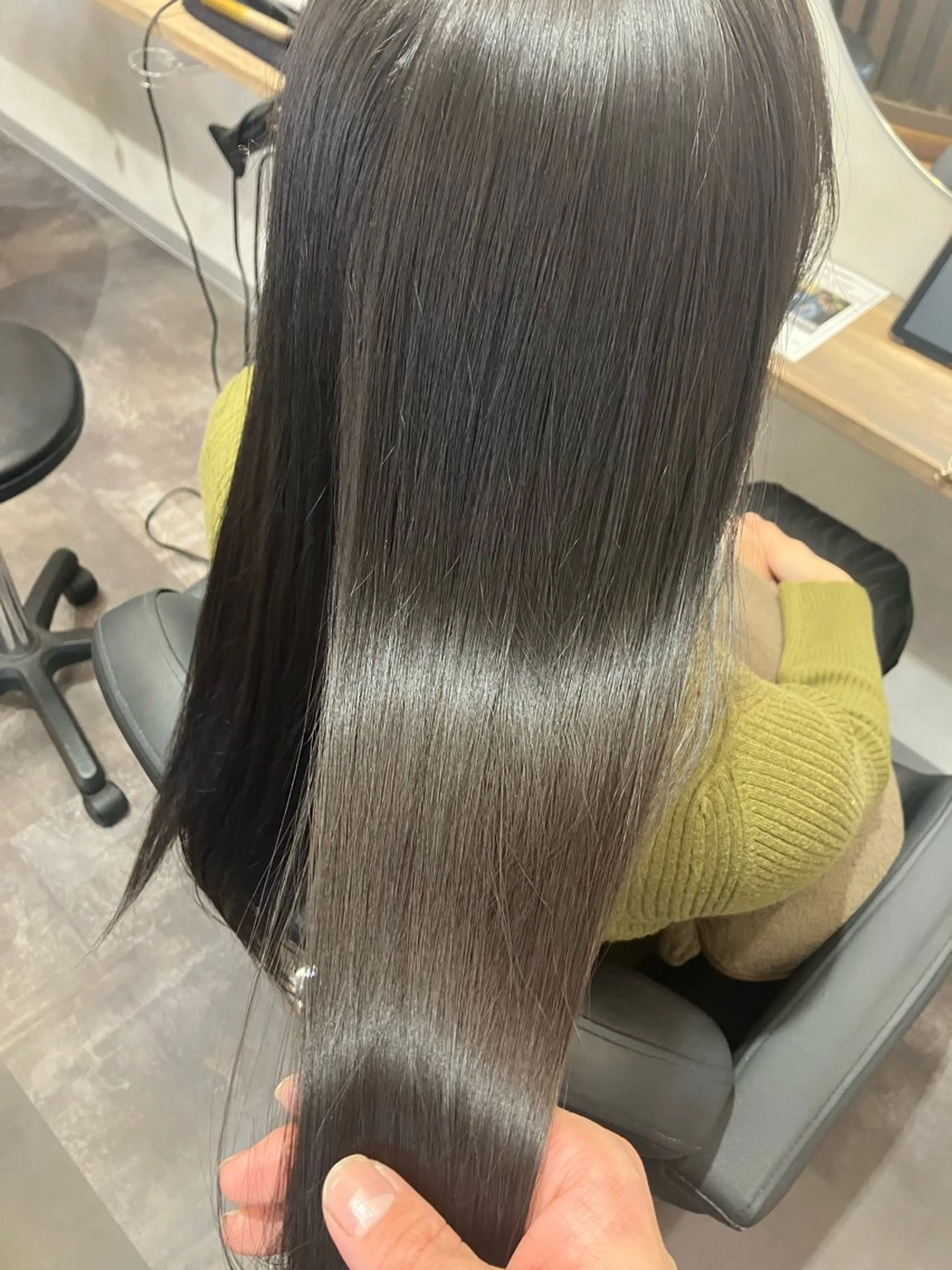 綺麗になれる✨似合わせカット＋艶透けカラー＋Aujua髪質改善トリートメント【透明感カラー】【髪質改善】【ワンカラー】の写真