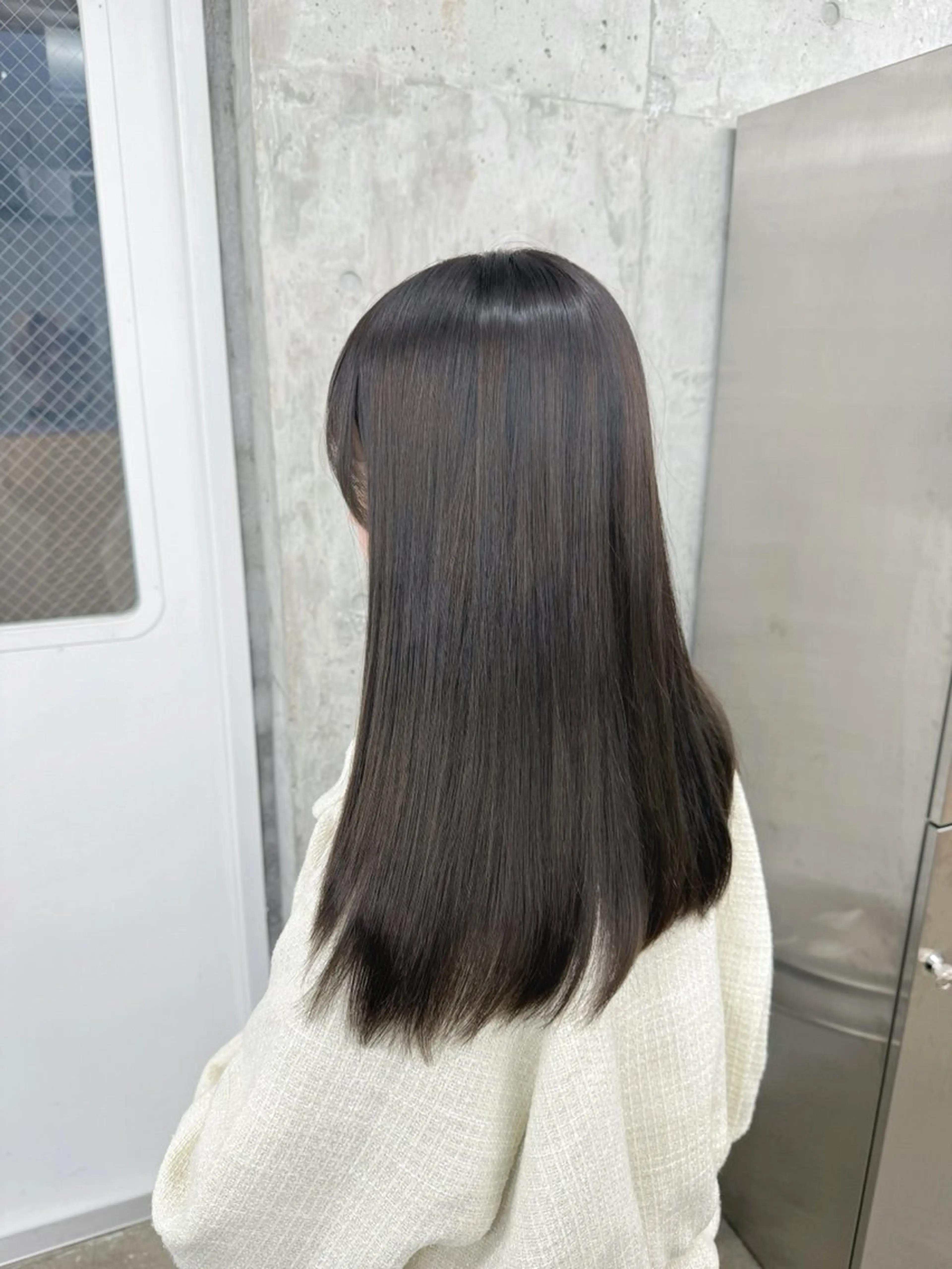 ミディアム カラー 透明感カラー グレージュ カット ヘアカラー トリートメント 高橋大樹/グレージュ 透明感/髪質改善のヘアスタイル