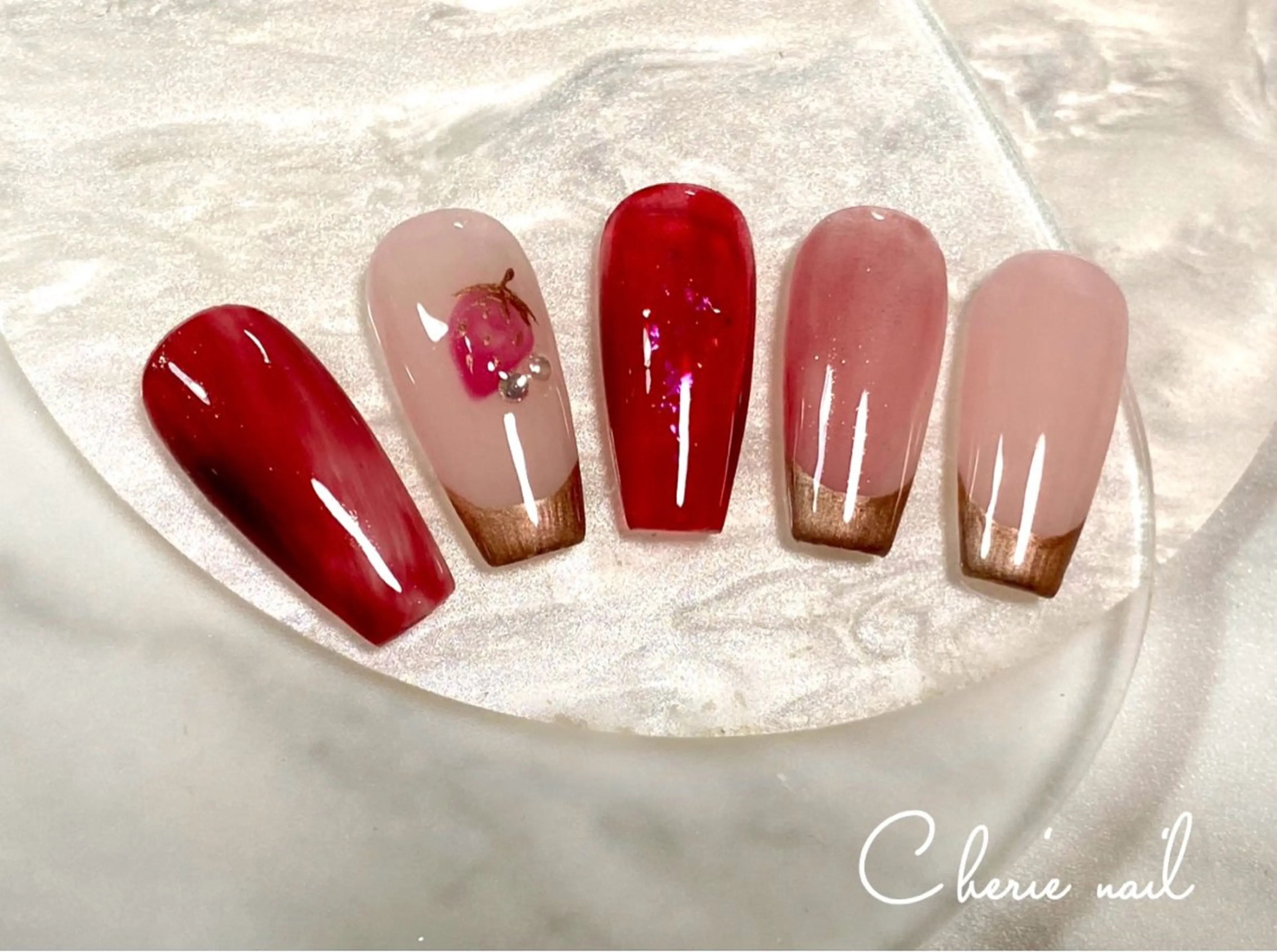 ネイル ジェルネイル バレンタイン Cherienail yunaのネイルデザイン