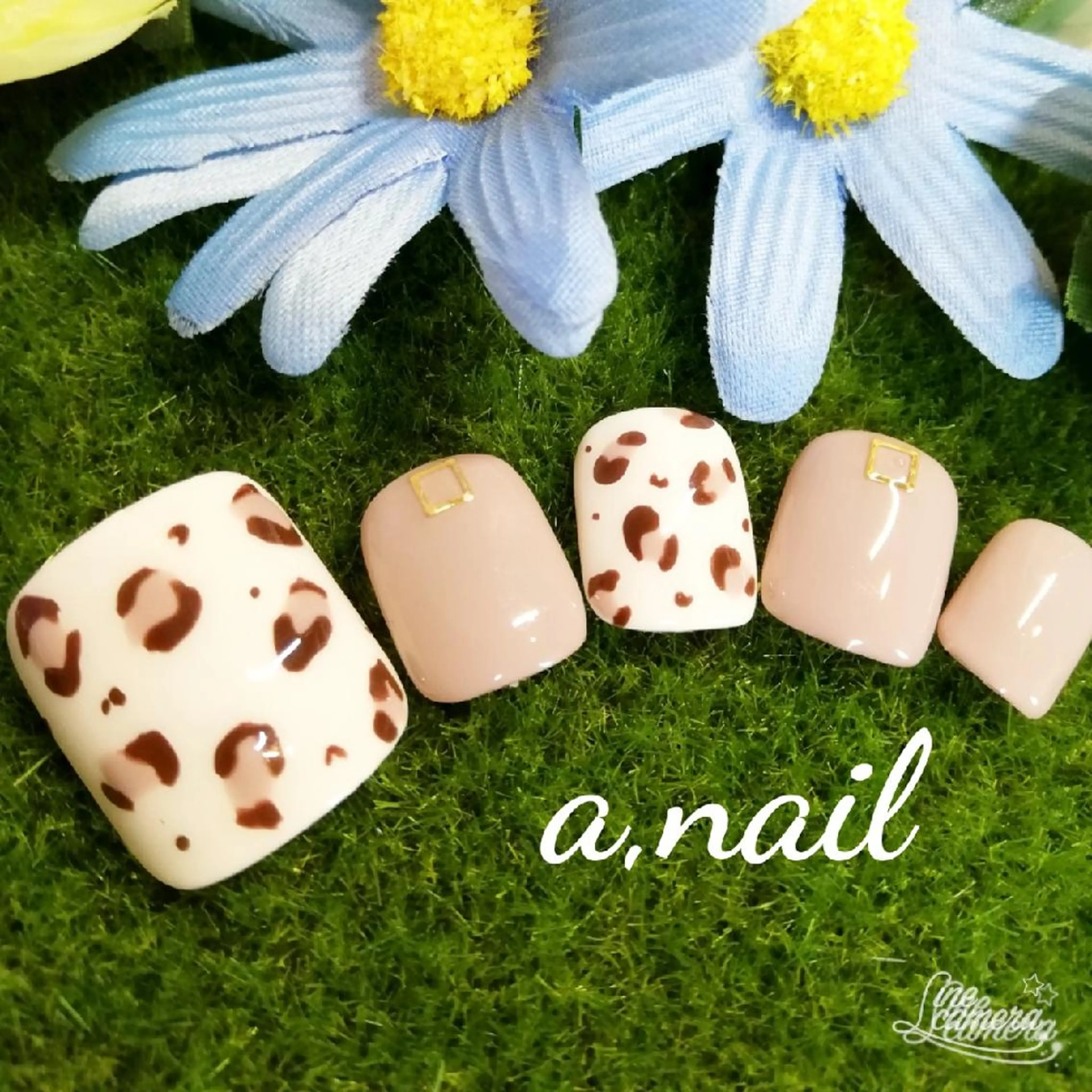 ネイル フットネイル ストーンネイル フットネイル ネイルサロン エーネイルのネイルデザイン