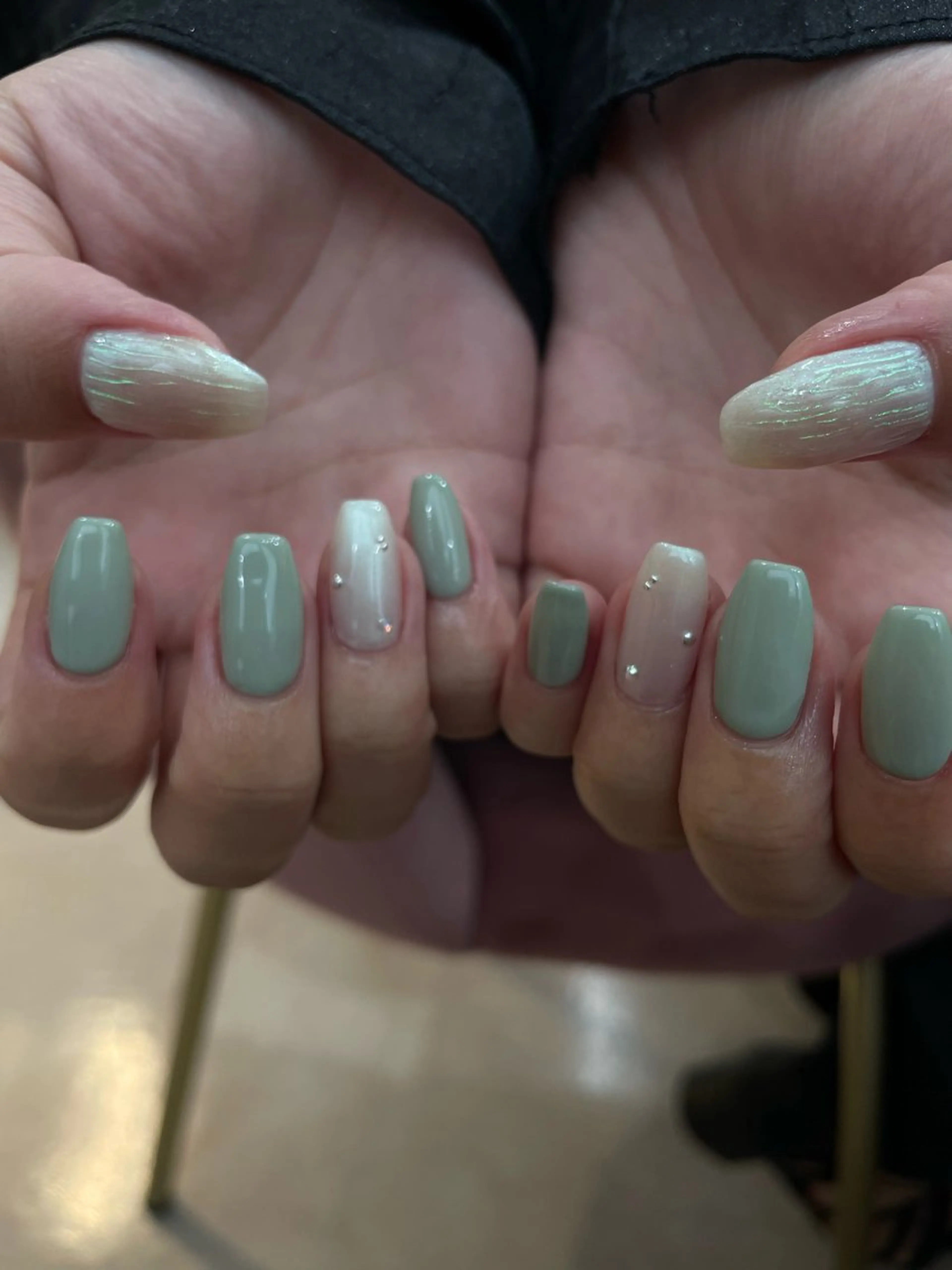 ネイル aika.M DEE yabaのネイルデザイン