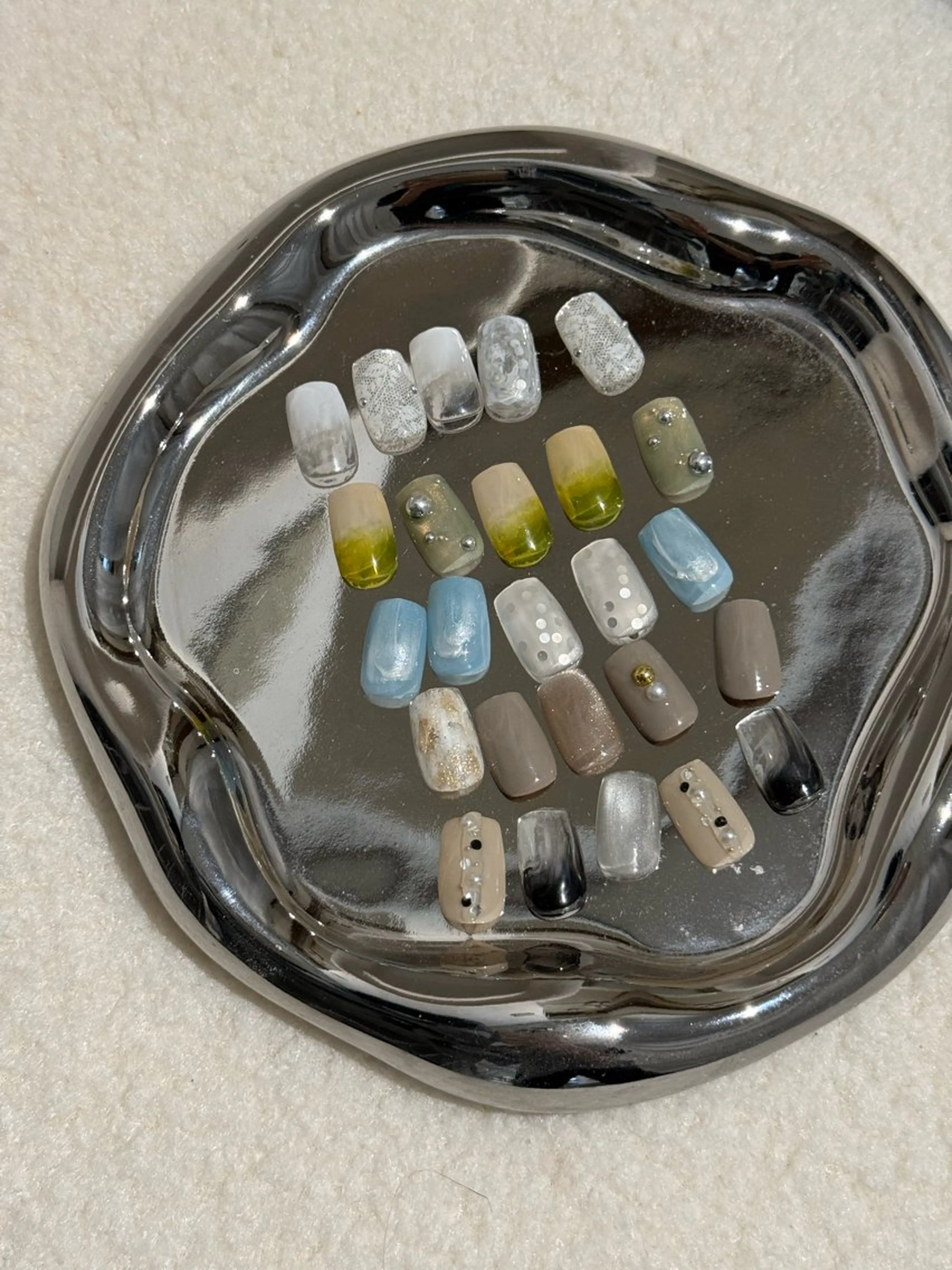 ネイル アートネイル ハンドネイル nail salon 9NINEのネイルデザイン