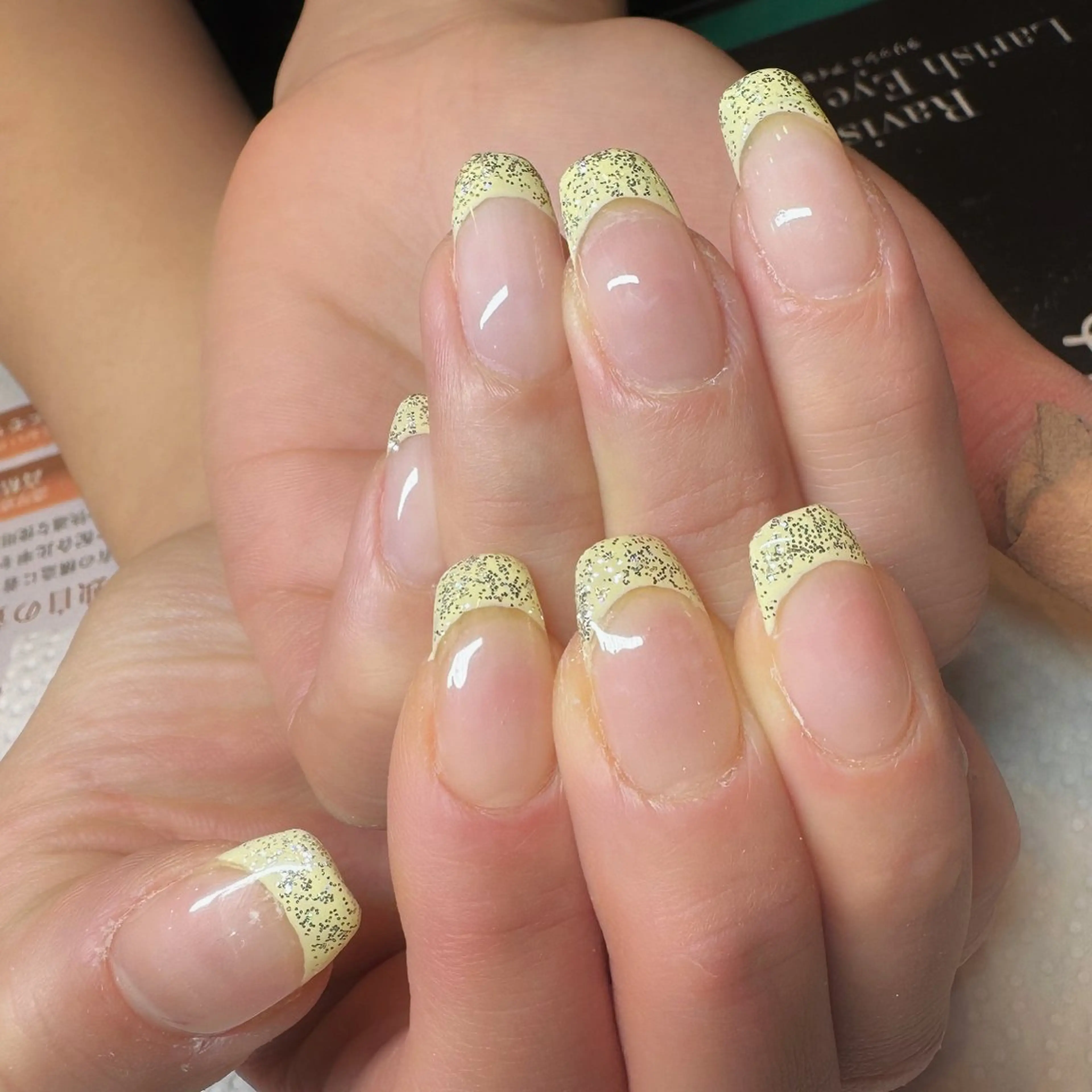 セミロング ノーファンデの樹所属・宇治 名帆子のマツエク・マツパデザイン