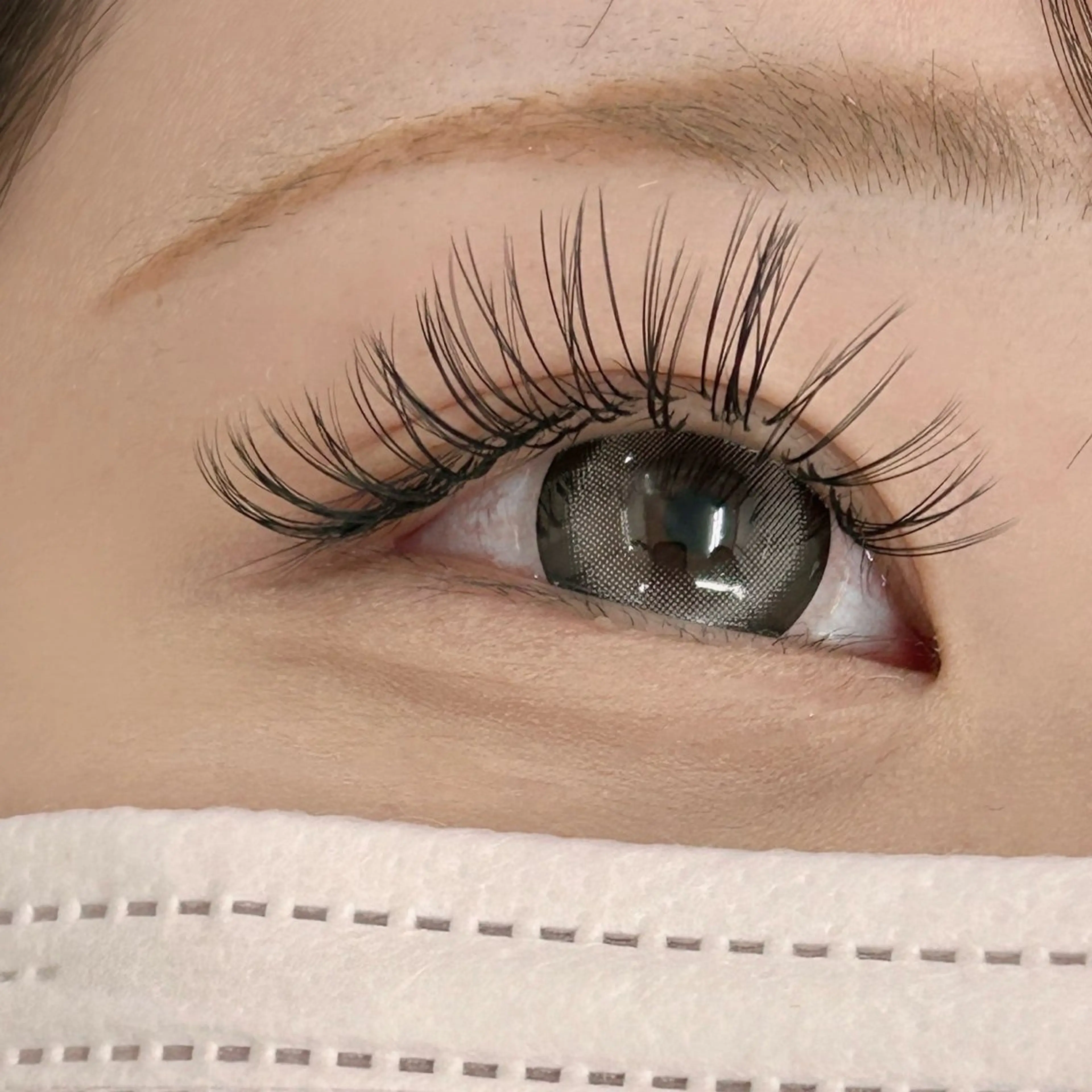 マツエク・マツパ バインドロック マツエク LUCIA ルチアの眉毛・アイブロウイメージ