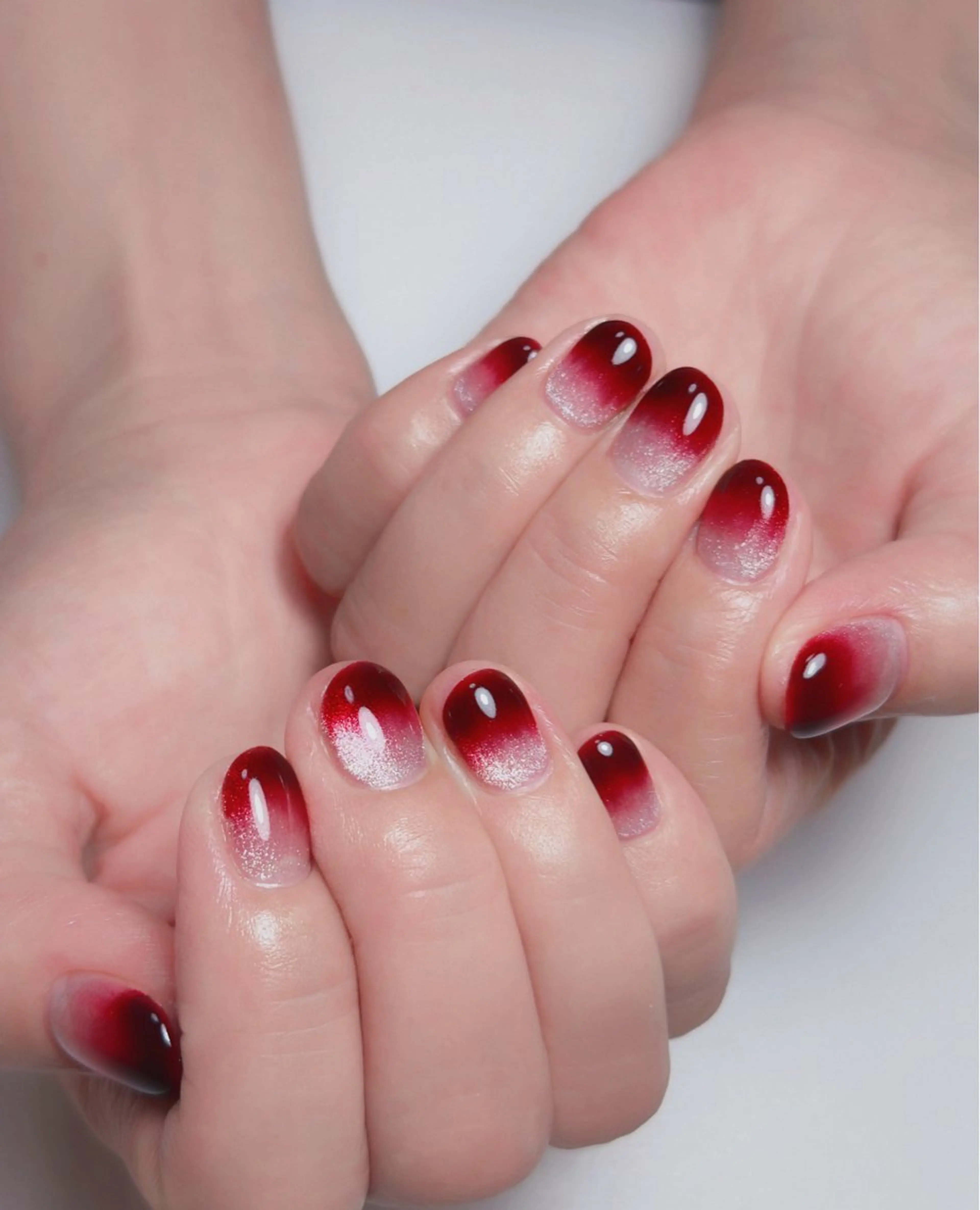 ネイル オーロラネイル 長さ出し フットネイル ラメ(グリッター) ラメグラデーション ハンドネイル 👍thumbs up nail👍のネイルデザイン