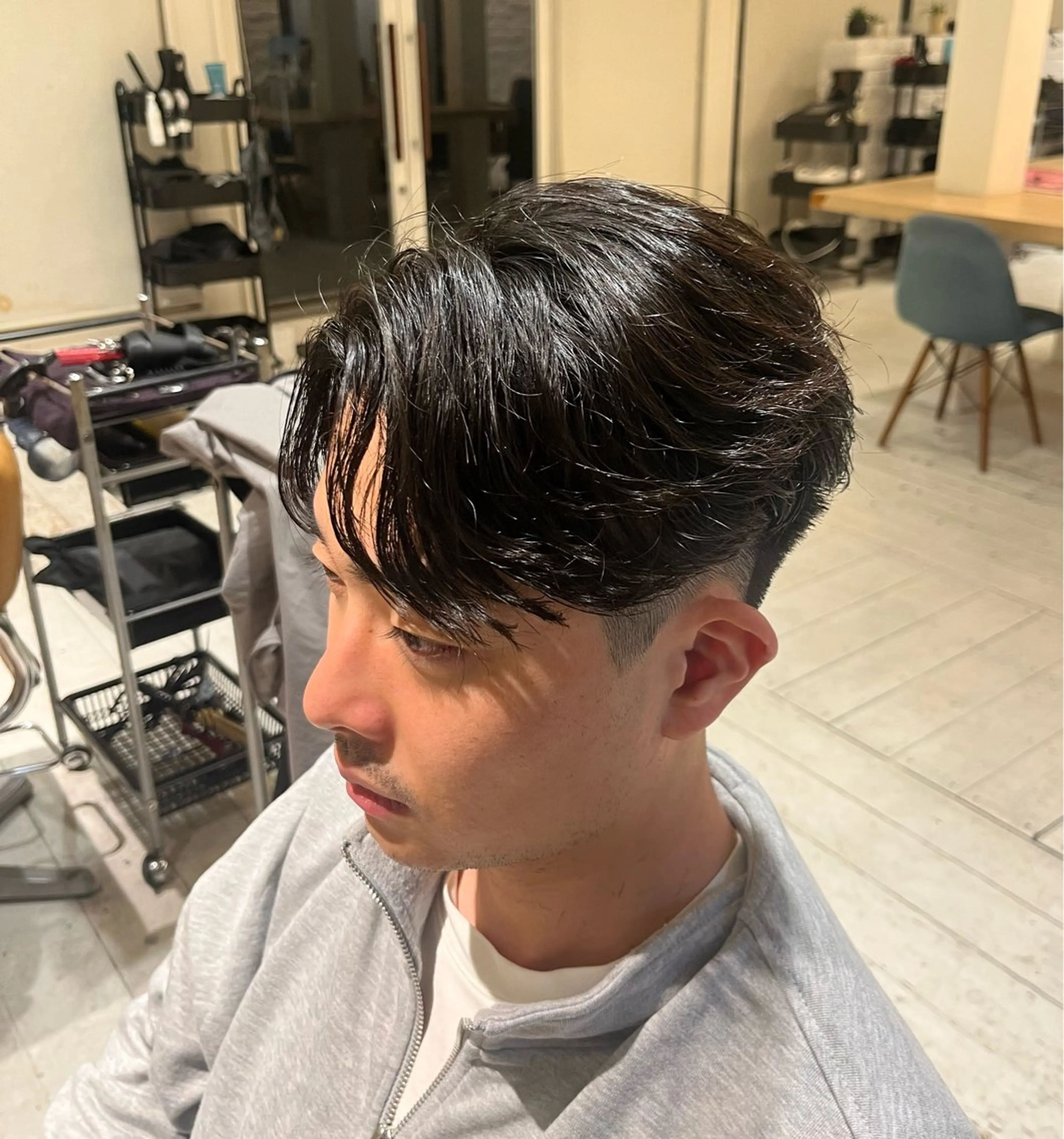 パーマ メンズ フェザーパーマ メンズパーマ カット パーマ メンズ特化 山崎  蓮のヘアスタイル