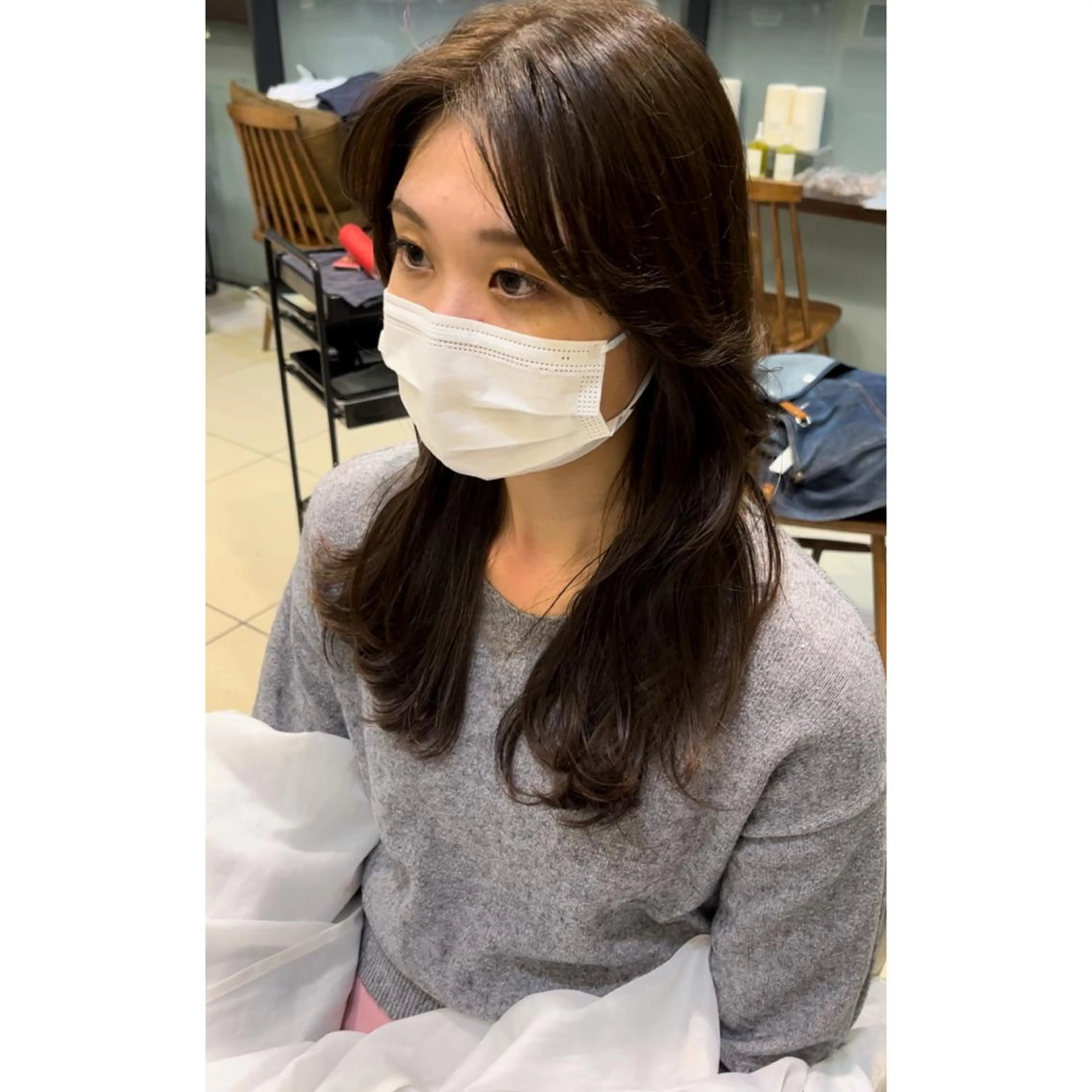 ミディアム ミディアムパーマ カット パーマ タンバルモリパーマ 礒井メンキのヘアスタイル