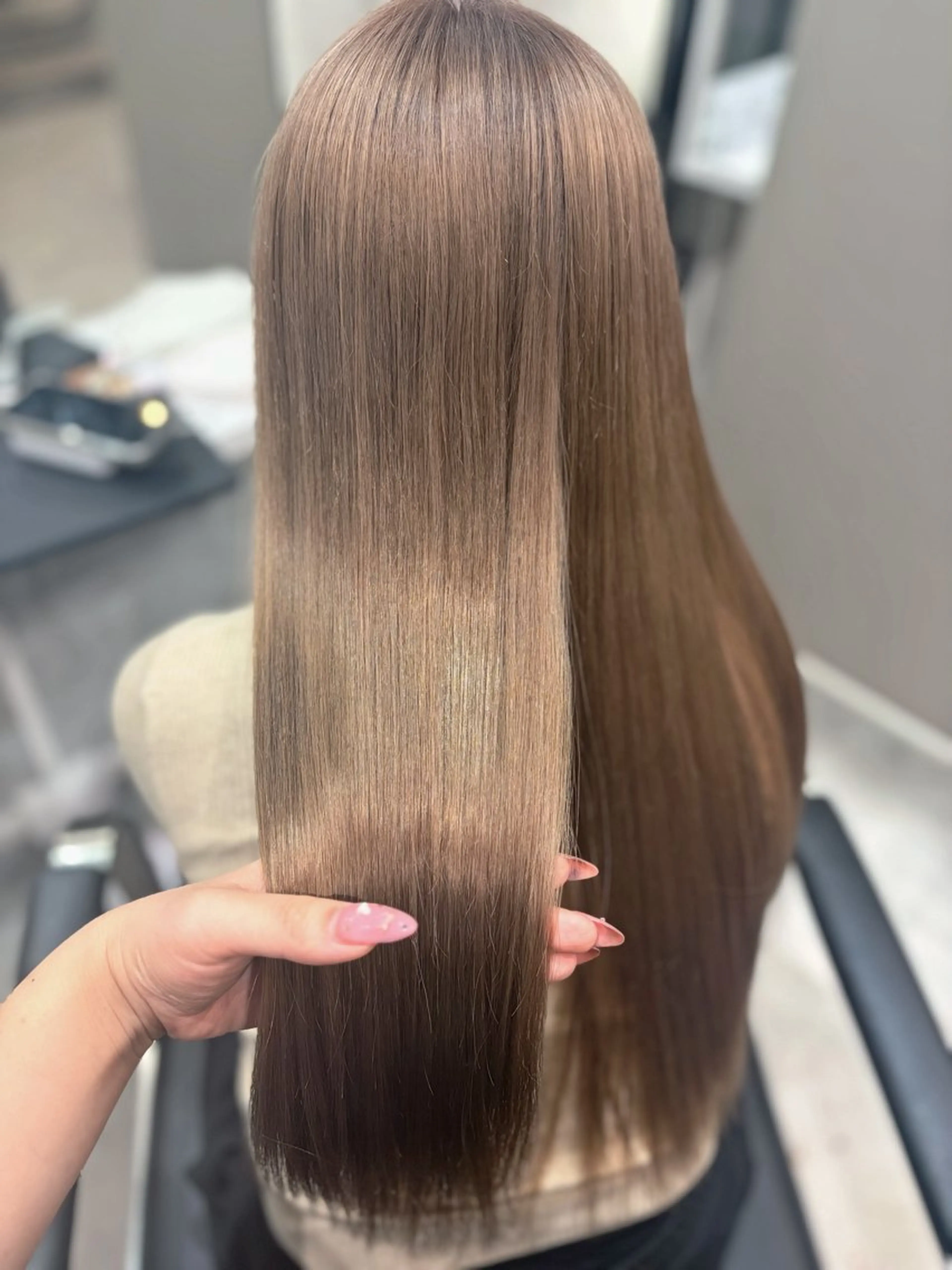 ロング カラー 透明感カラー カット ヘアカラー 縮毛矯正 池田 華怜のヘアスタイル