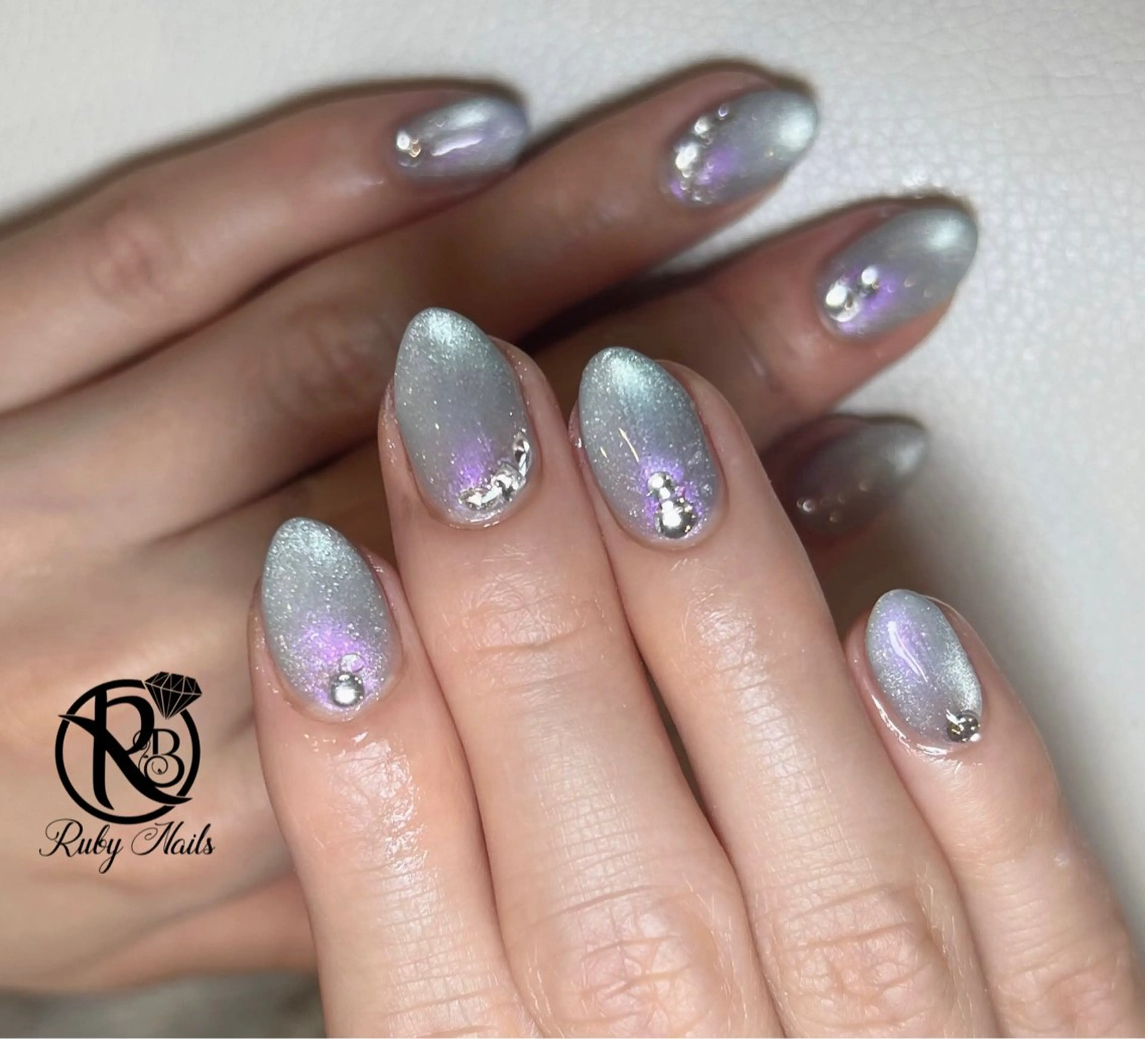 ネイル キラキラネイル 韓国ネイル マグネットネイル ニュアンスネイル 夏ネイル ハンドネイル RUBY Nail 日暮里店のネイルデザイン