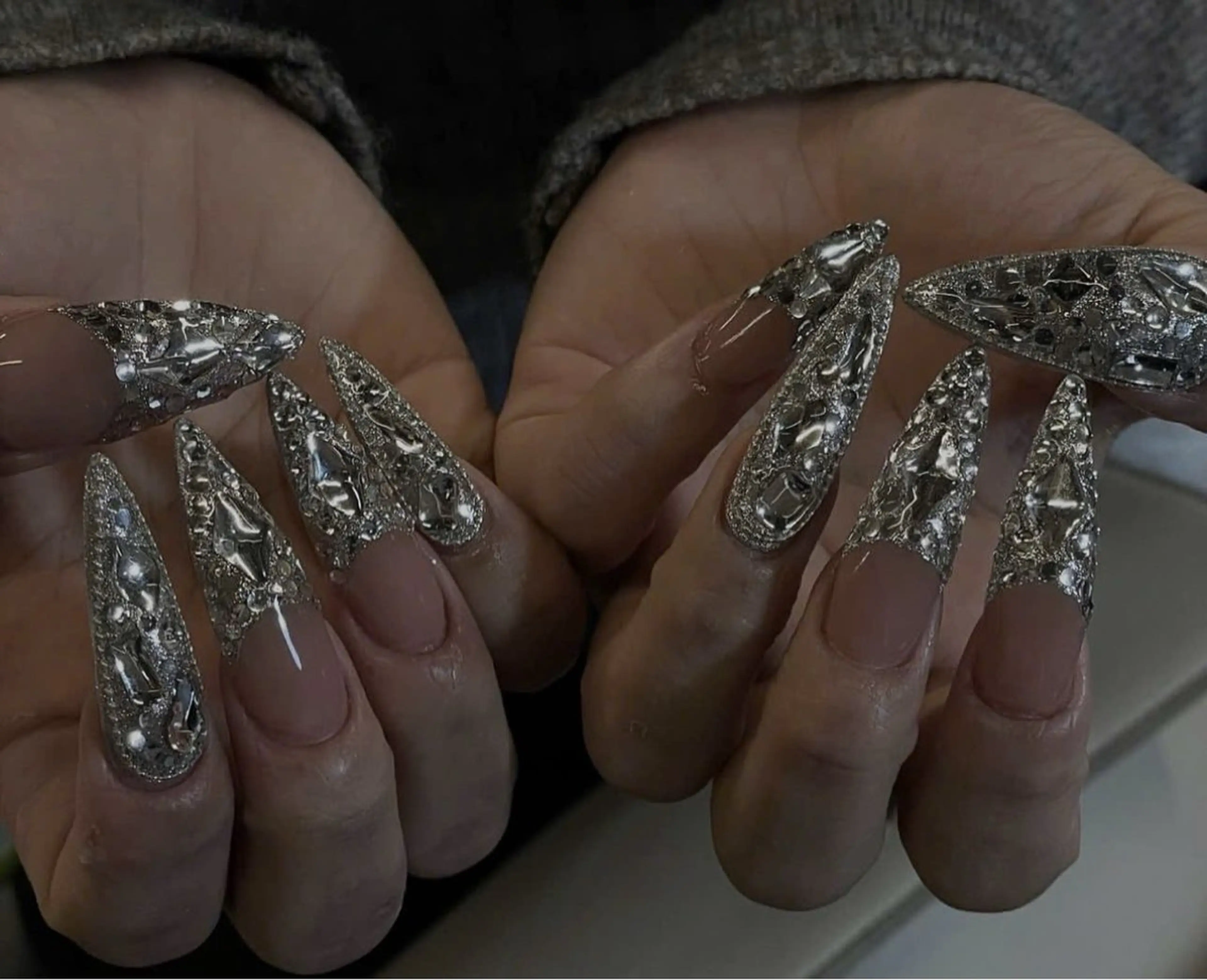 ネイル フレンチネイル ジェルネイル ガラスフレンチ ハロウィン ハート ハンドネイル H.baby Nail Salonのネイルデザイン