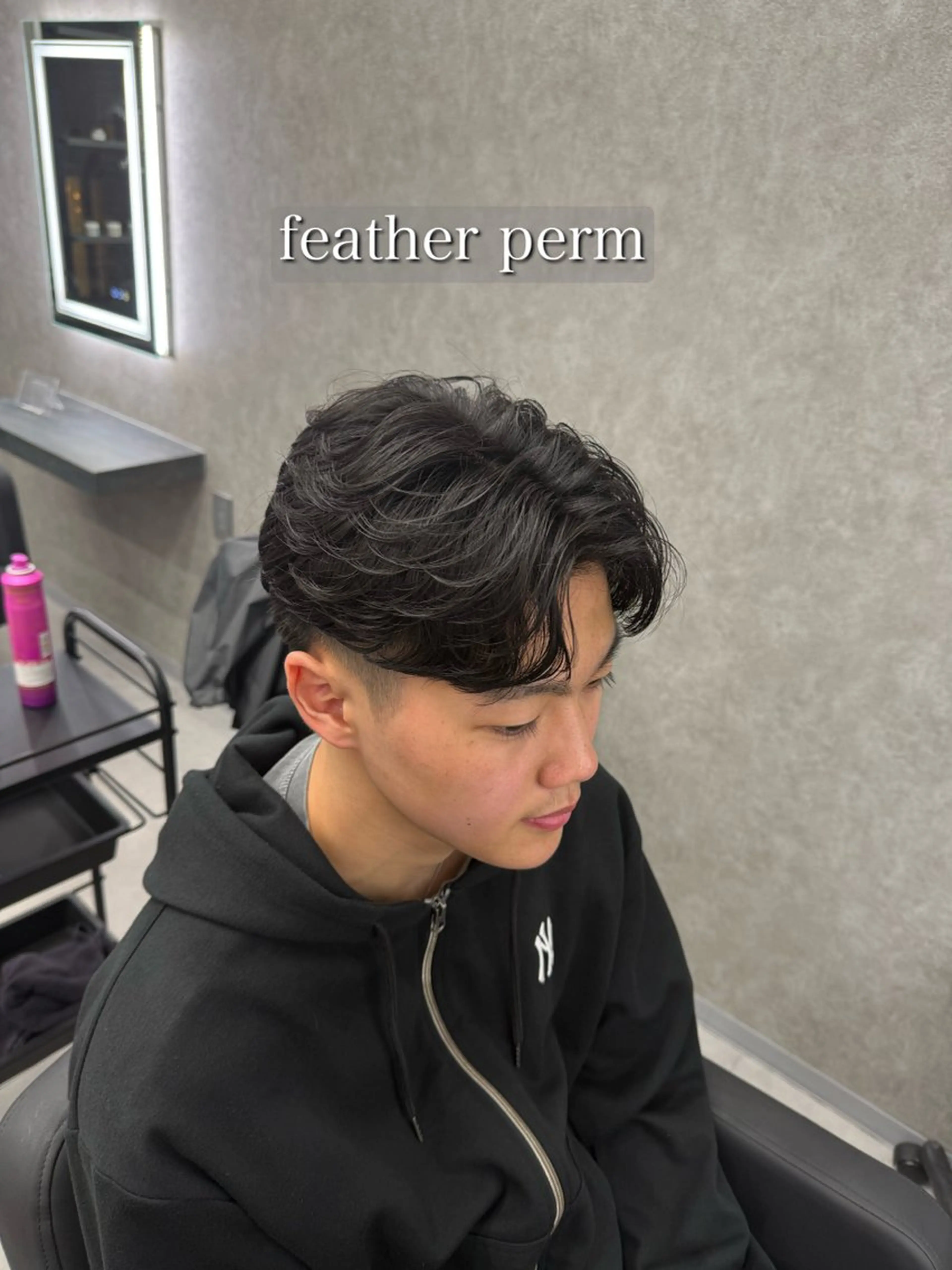 ショート カラー パーマ メンズ フェザーパーマ メンズパーマ カット パーマ メンズ特化 👑YUTAのヘアスタイル