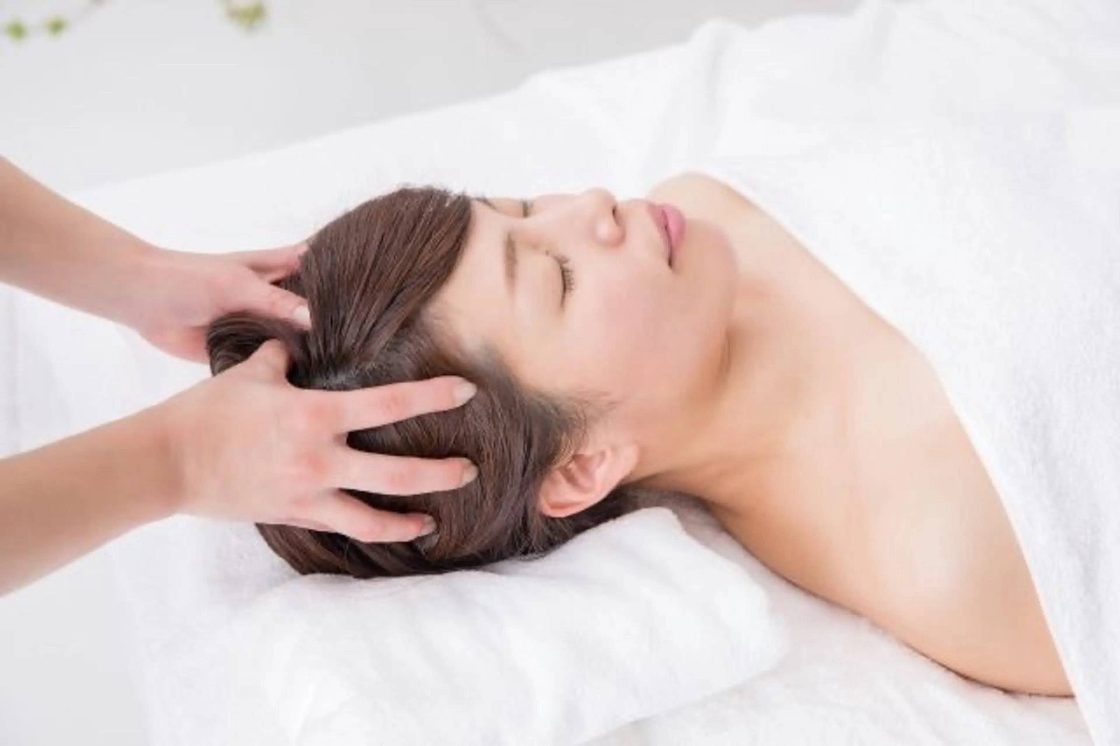 【ミニモ限定】自律神経ケア極上ヘッドスパ30分 ¥3500の写真