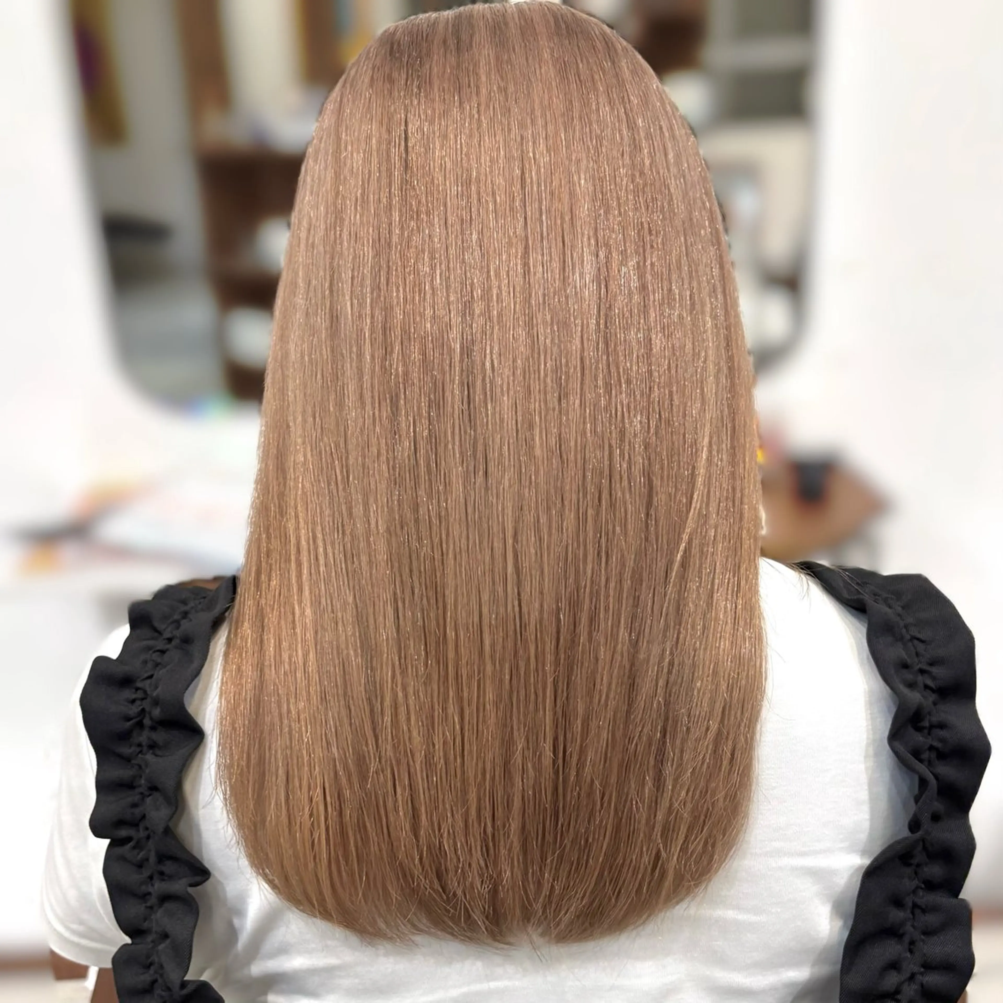 ミディアム 坂本 璃里杏のヘアスタイル