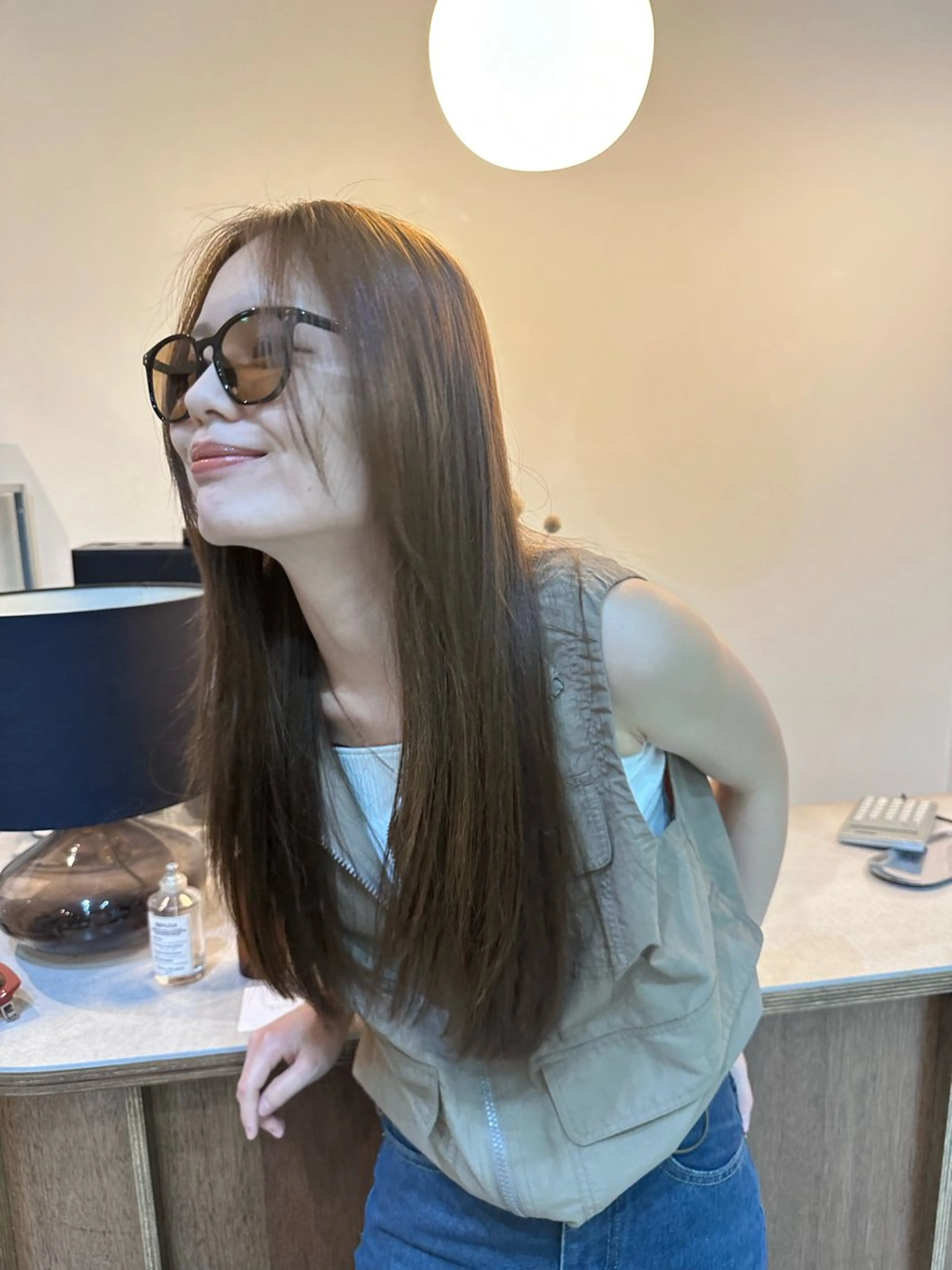 ロング Shiro RENのヘアスタイル