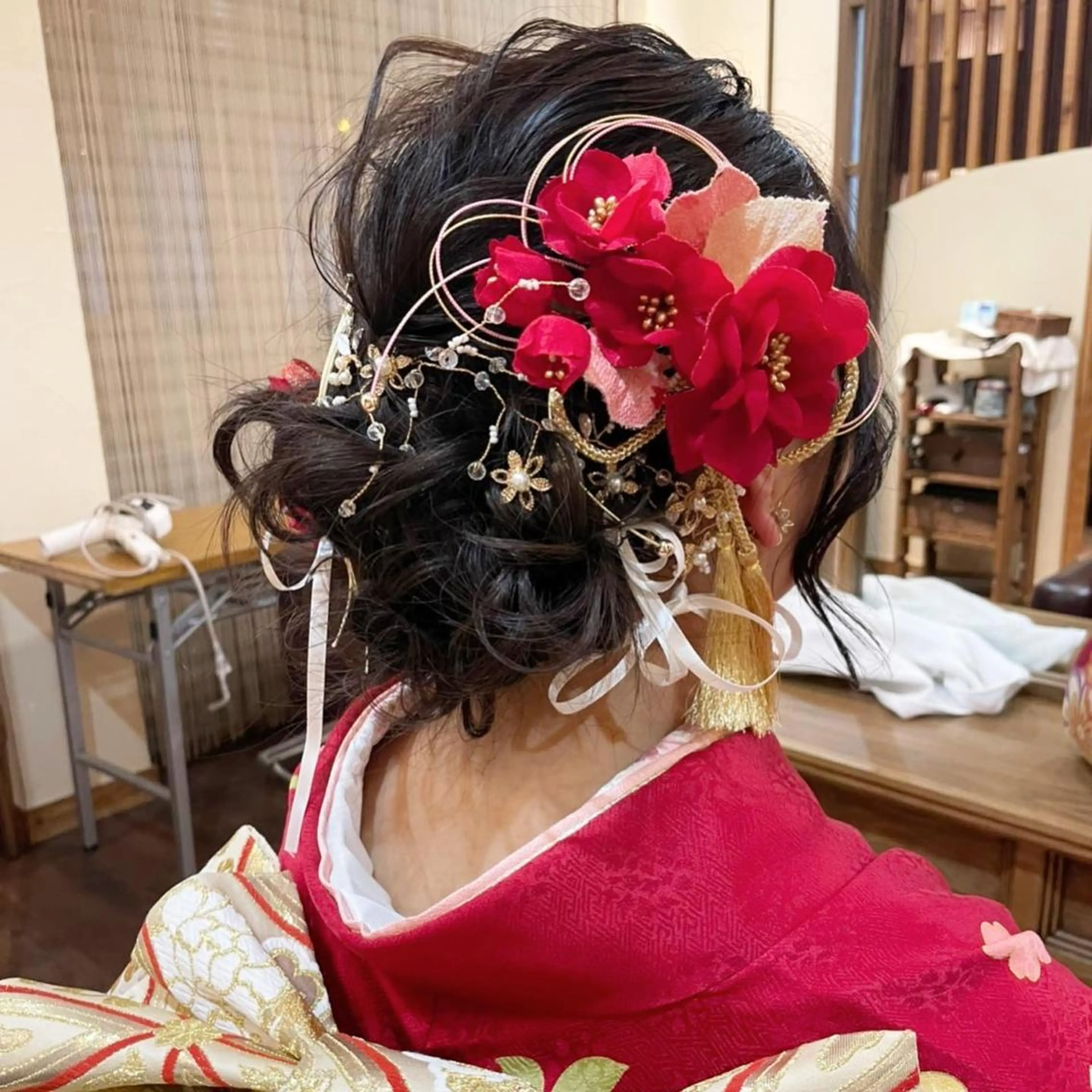 セミロング カラー ヘアアレンジ 成人式 ✨🌿大人可愛い愛さ れhair🌿✨松本のヘアスタイル