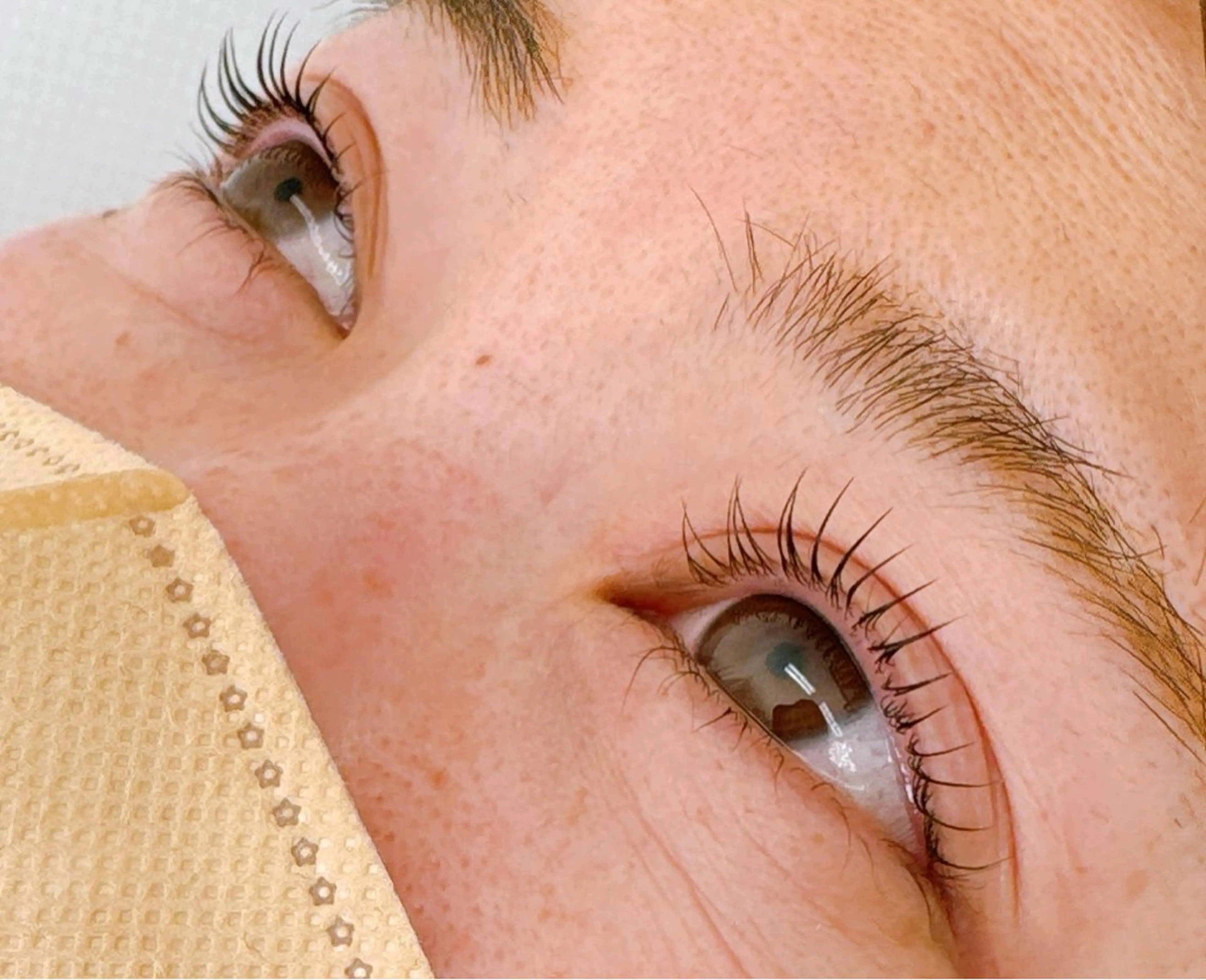 マツエク・マツパ パリジェンヌラッシュリフト エクシアホワイト高崎 小林のマツエク・マツパデザイン