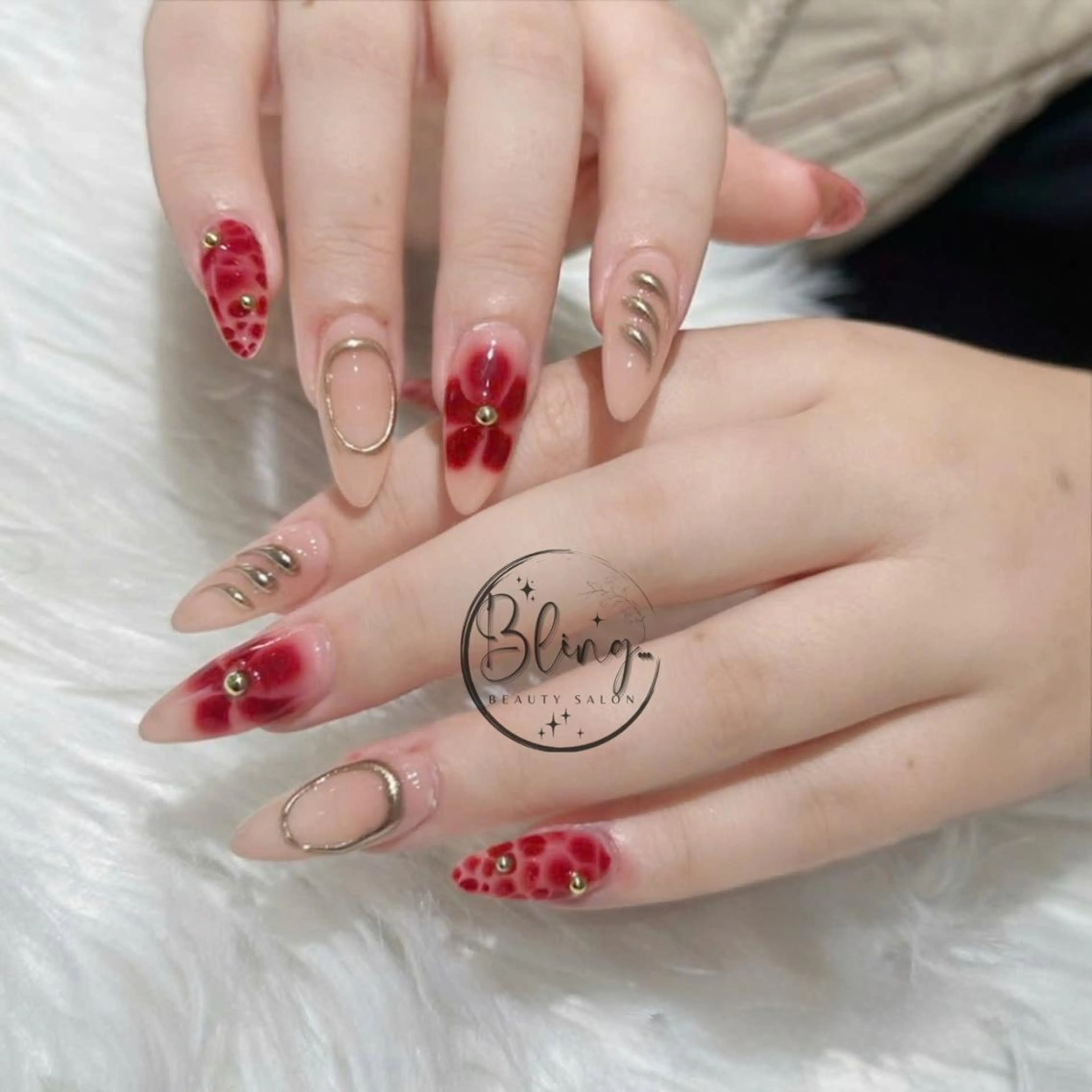 ロング 韓国風ヘア ハンドネイル Bling Salonのネイルデザイン