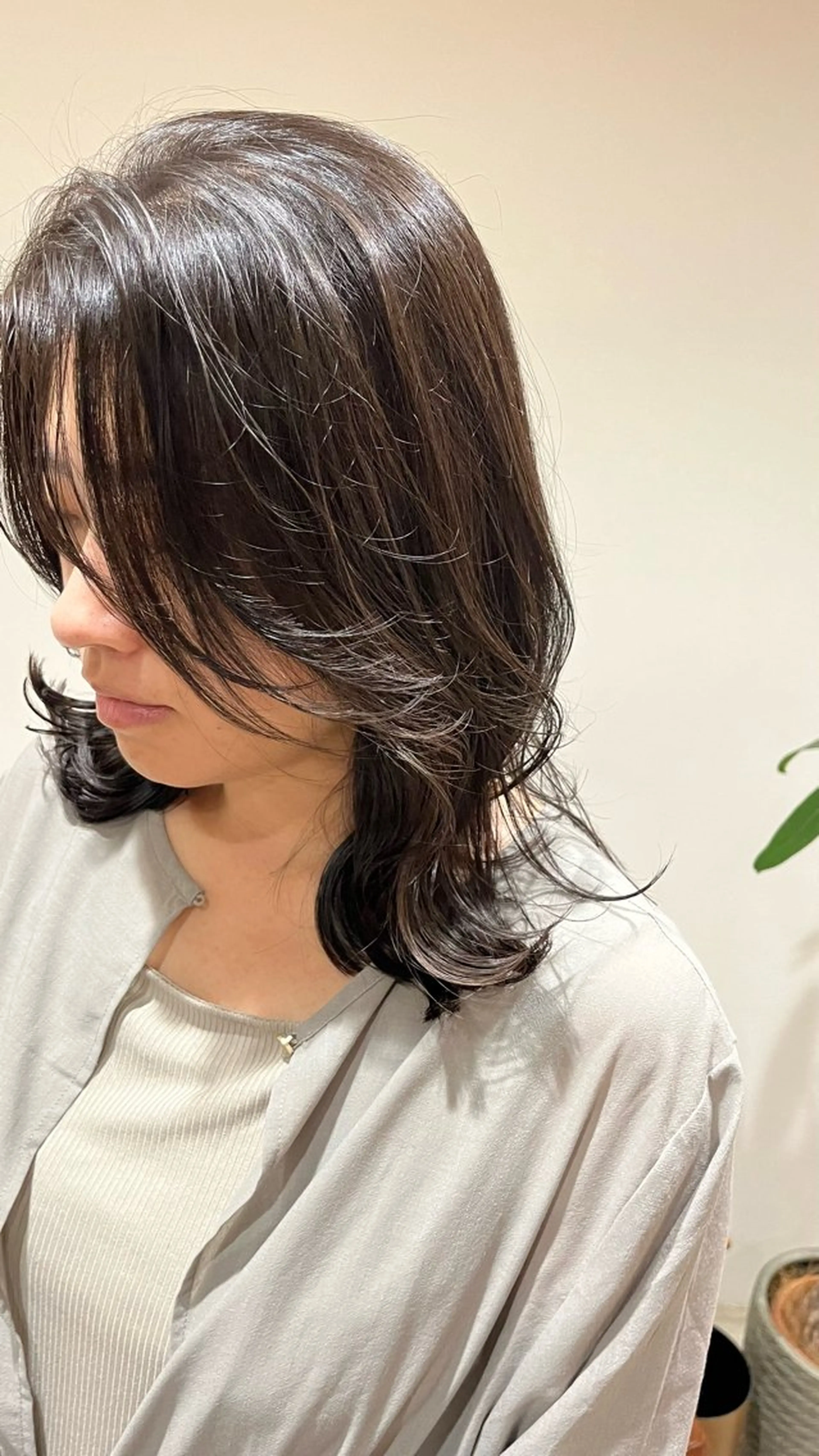 ミディアム くびれヘア レイヤーカット 梅田美容室/カット /Maoのヘアスタイル