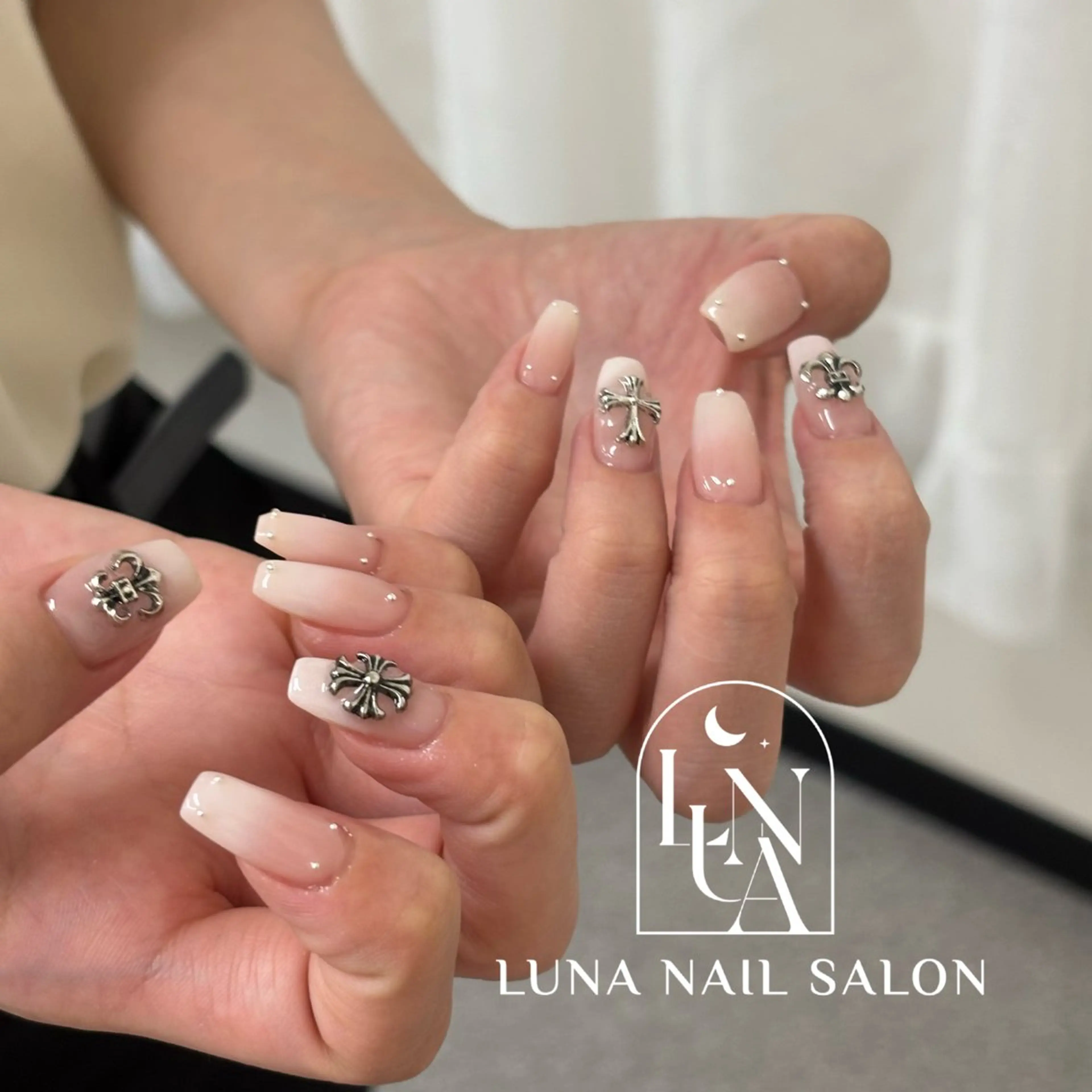 『HAND』🍭持ち込みデザイン6本(シンプル)🍭の写真